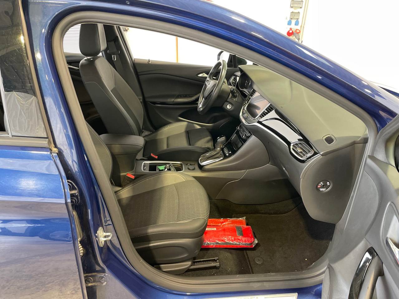 Opel Astra ST 1.5 D T-LEDER NAVI LED SHZ AHK 7