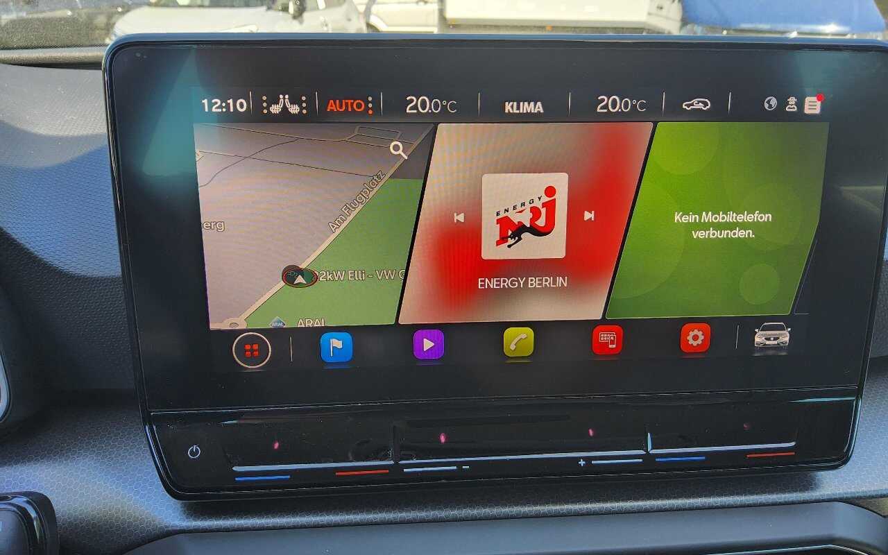 Seat Leon Sportstourer 2.0 TDI Style Navi LED VC Shz AHK 10