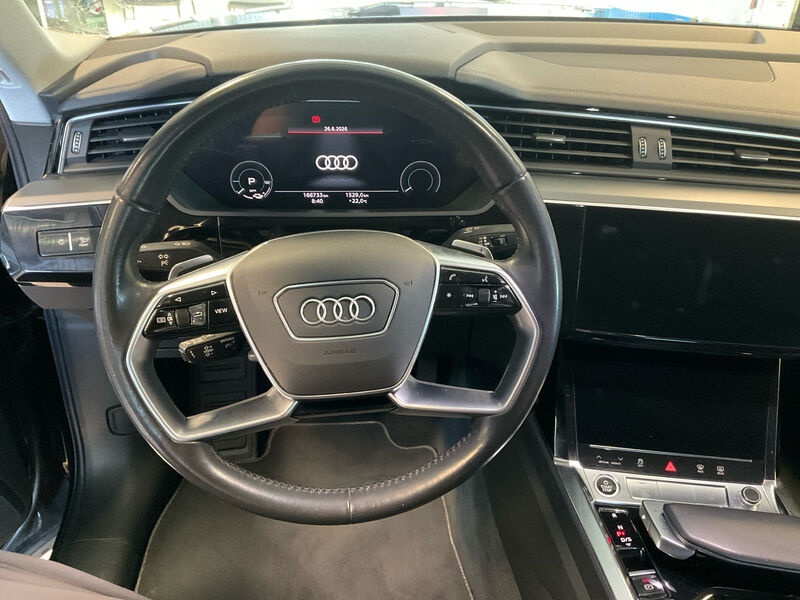 Audi e-tron Sportback T-LEDER NAVI KLIMAAUT LED SPORTSITZE 6