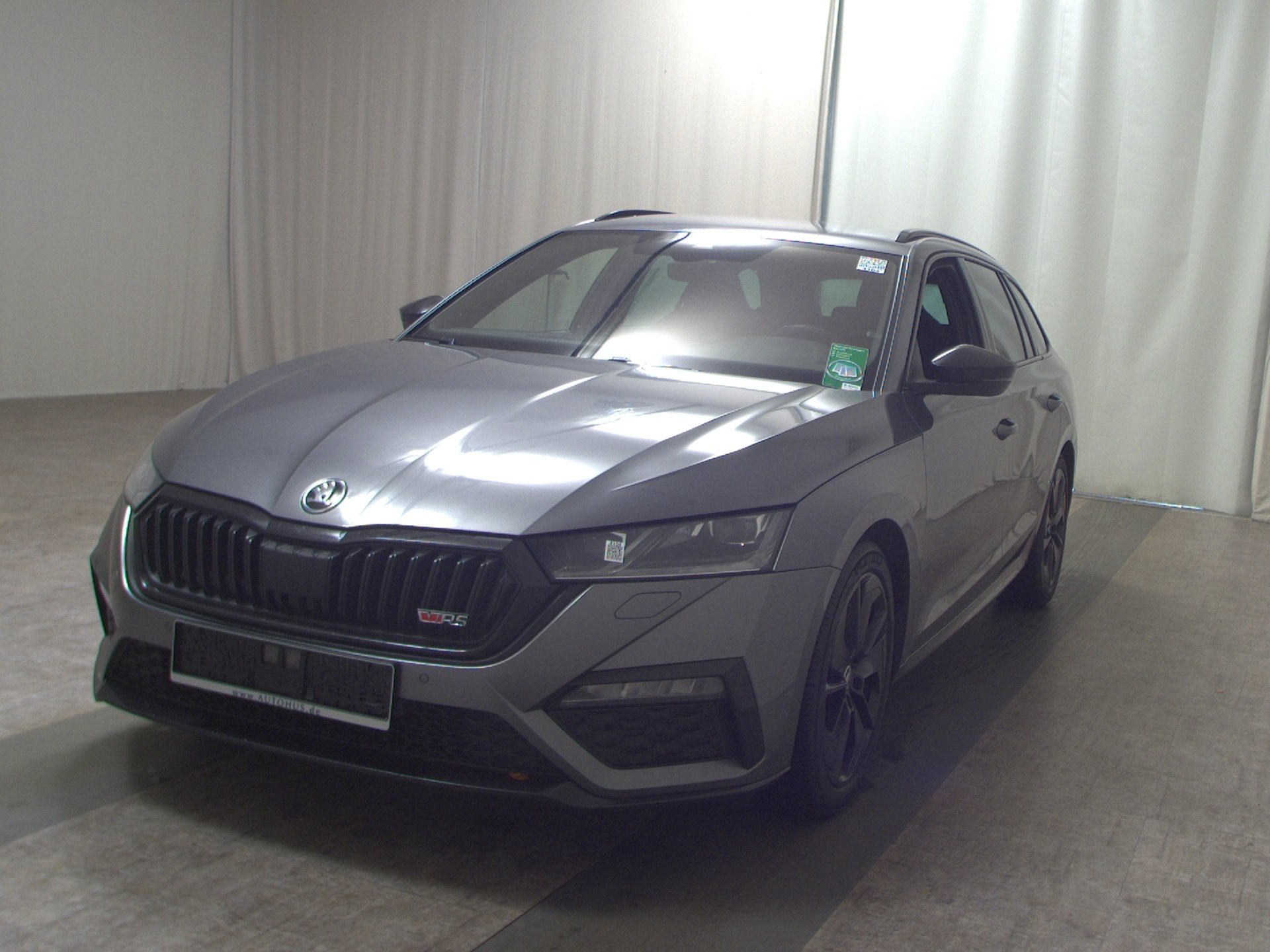 Skoda Octavia Kombi 2.0 TDI RS Navi LED+ DCC AHK PDC 2