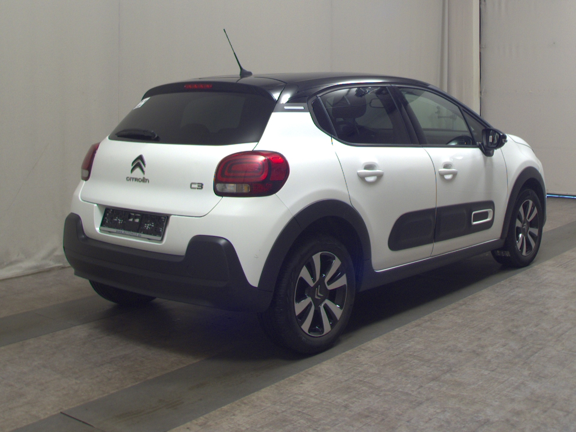Citroën C3 1.2 PureTech Shine SHZ LED DAB 4