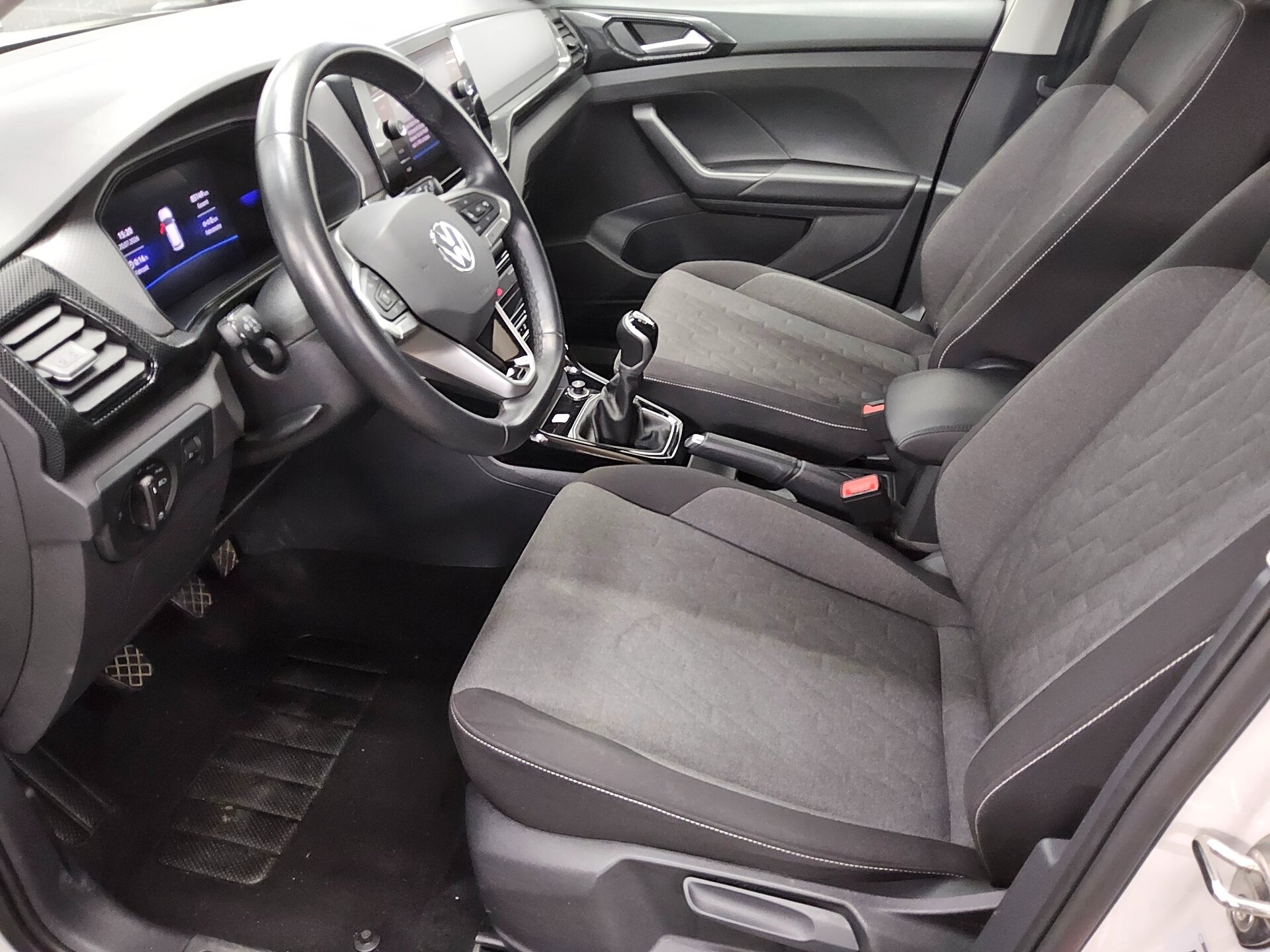 Volkswagen T-Cross Life NAVI KLIMAAUT LED SHZ PDC 9