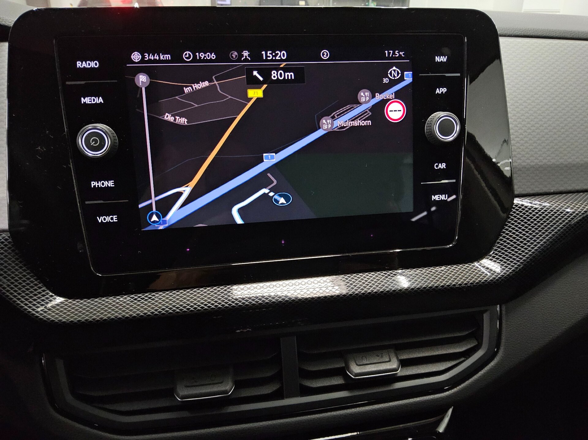 Volkswagen T-Cross Life NAVI KLIMAAUT LED SHZ PDC 7