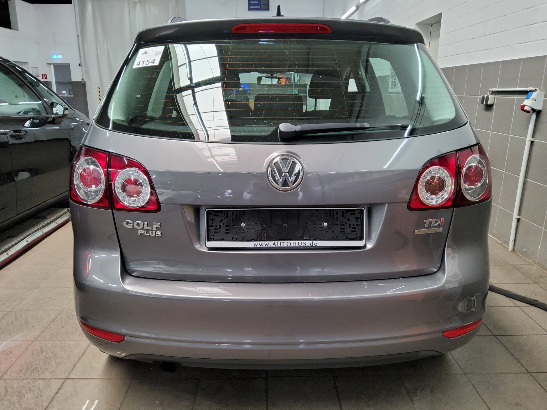Volkswagen Golf Plus 1.6 TDI Trendline Klima SHZ 10