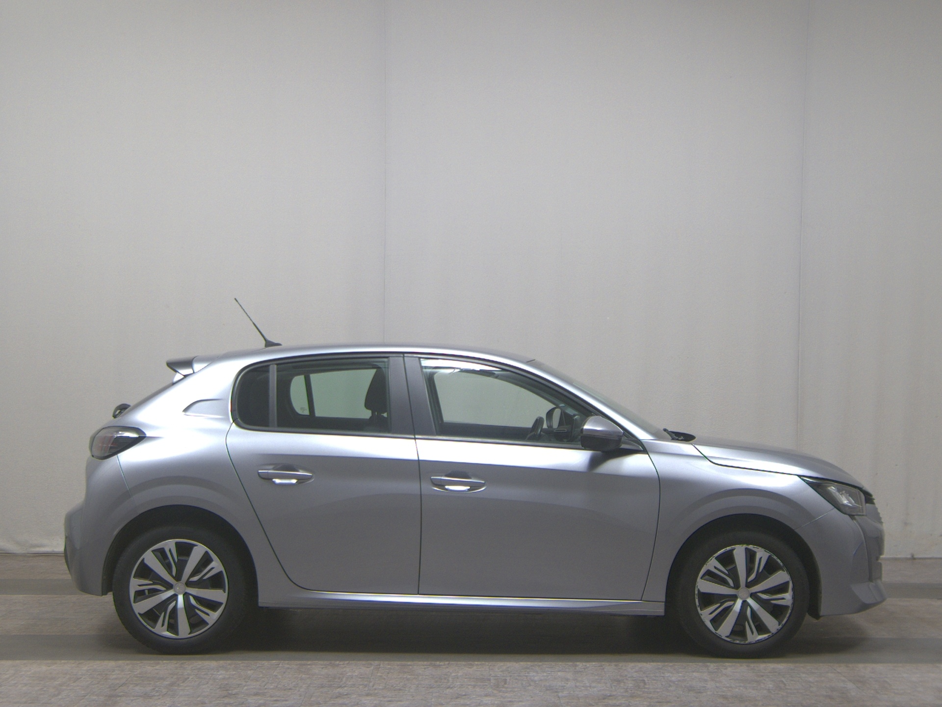 Peugeot 208 1.2 PureTech Active LED Shz Tempomat