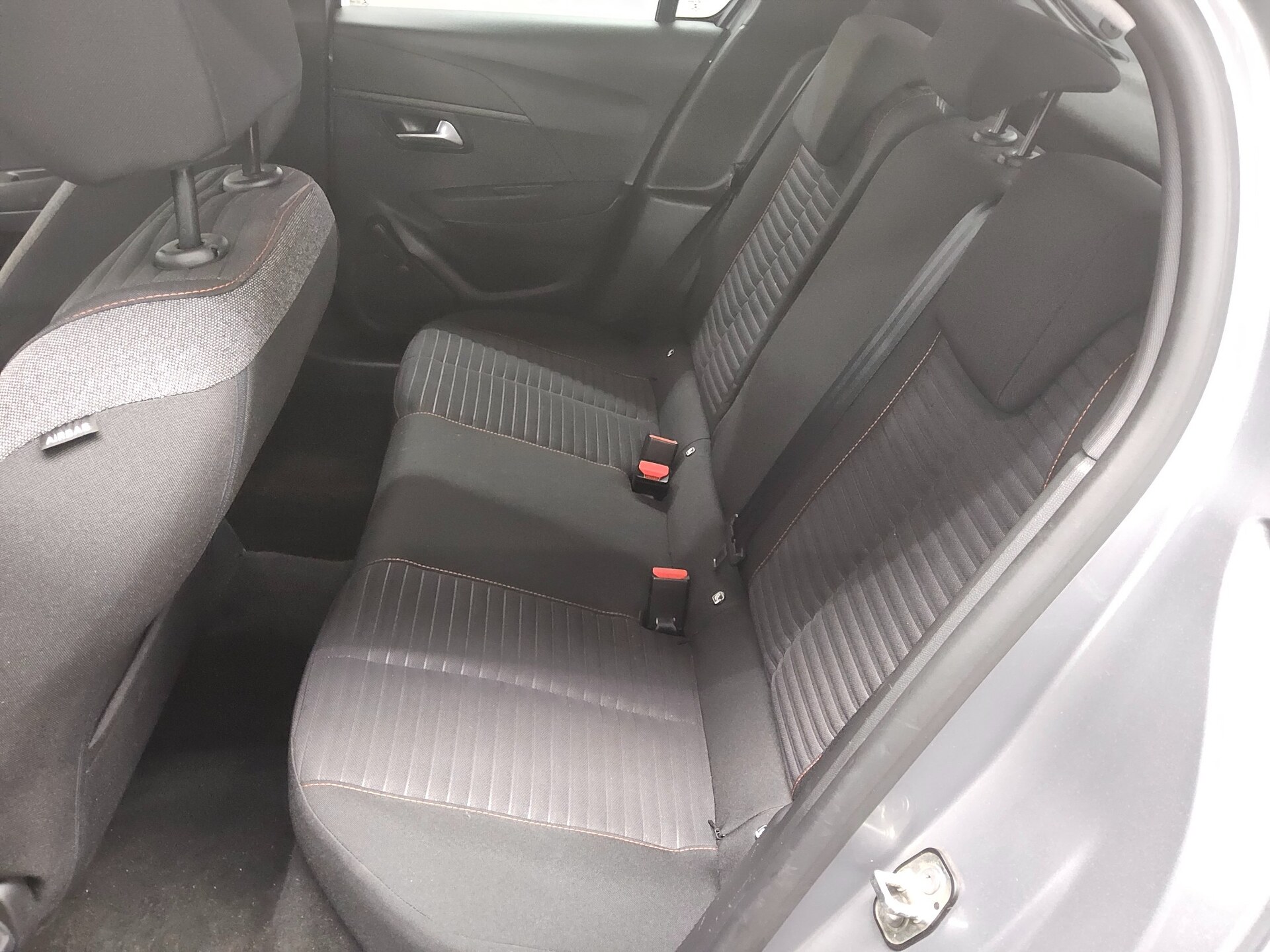 Peugeot 208 1.2 PureTech Active LED Shz Tempomat 12