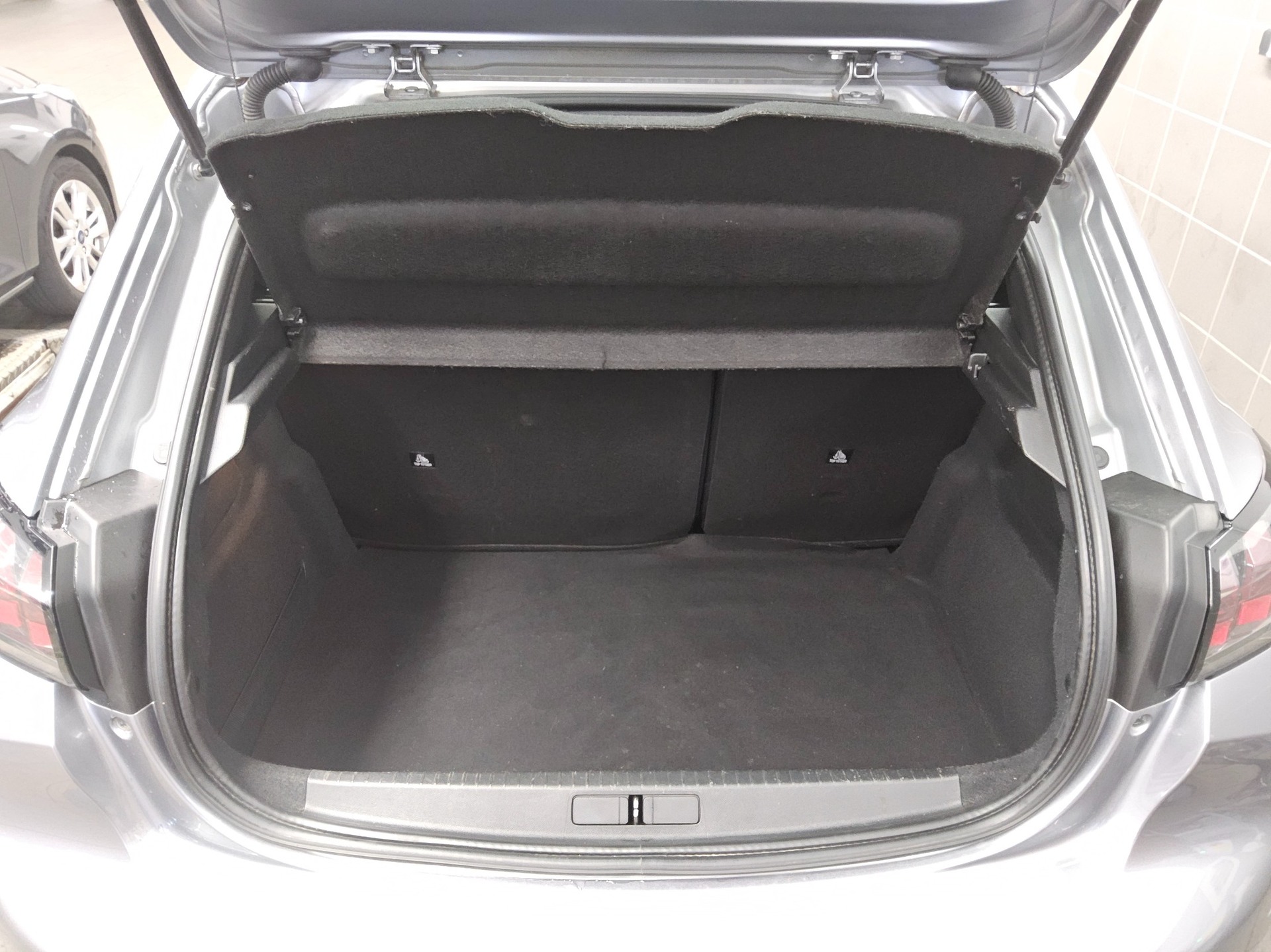 Peugeot 208 1.2 PureTech Active LED Shz Tempomat 11