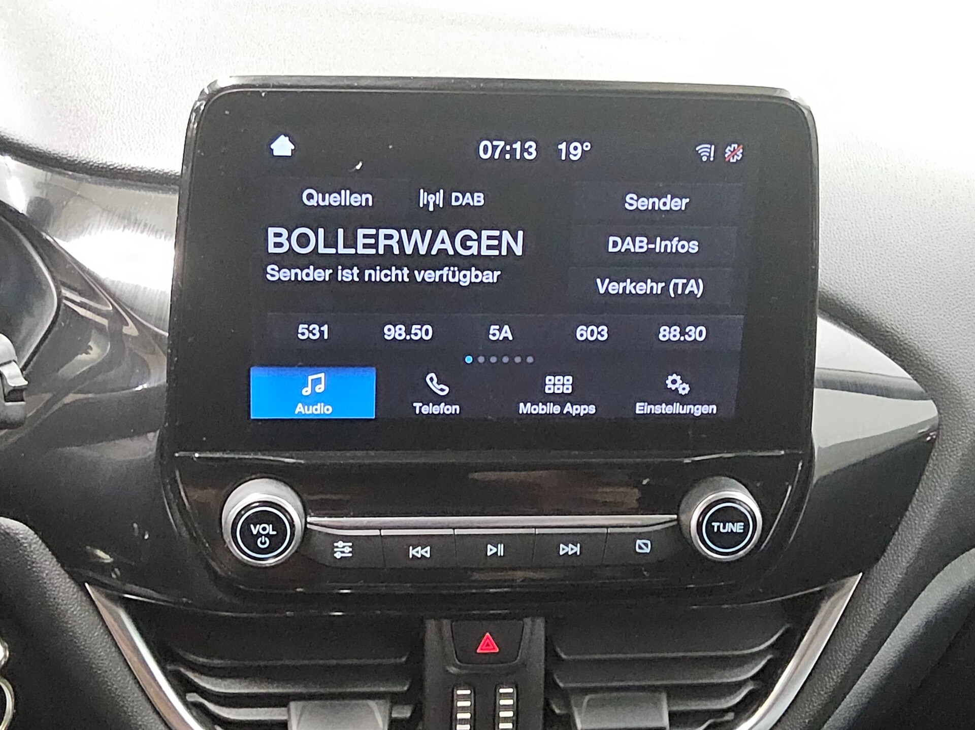 Ford Fiesta 1.5 TDCi Cool&Connect LED Shz Tempomat 7