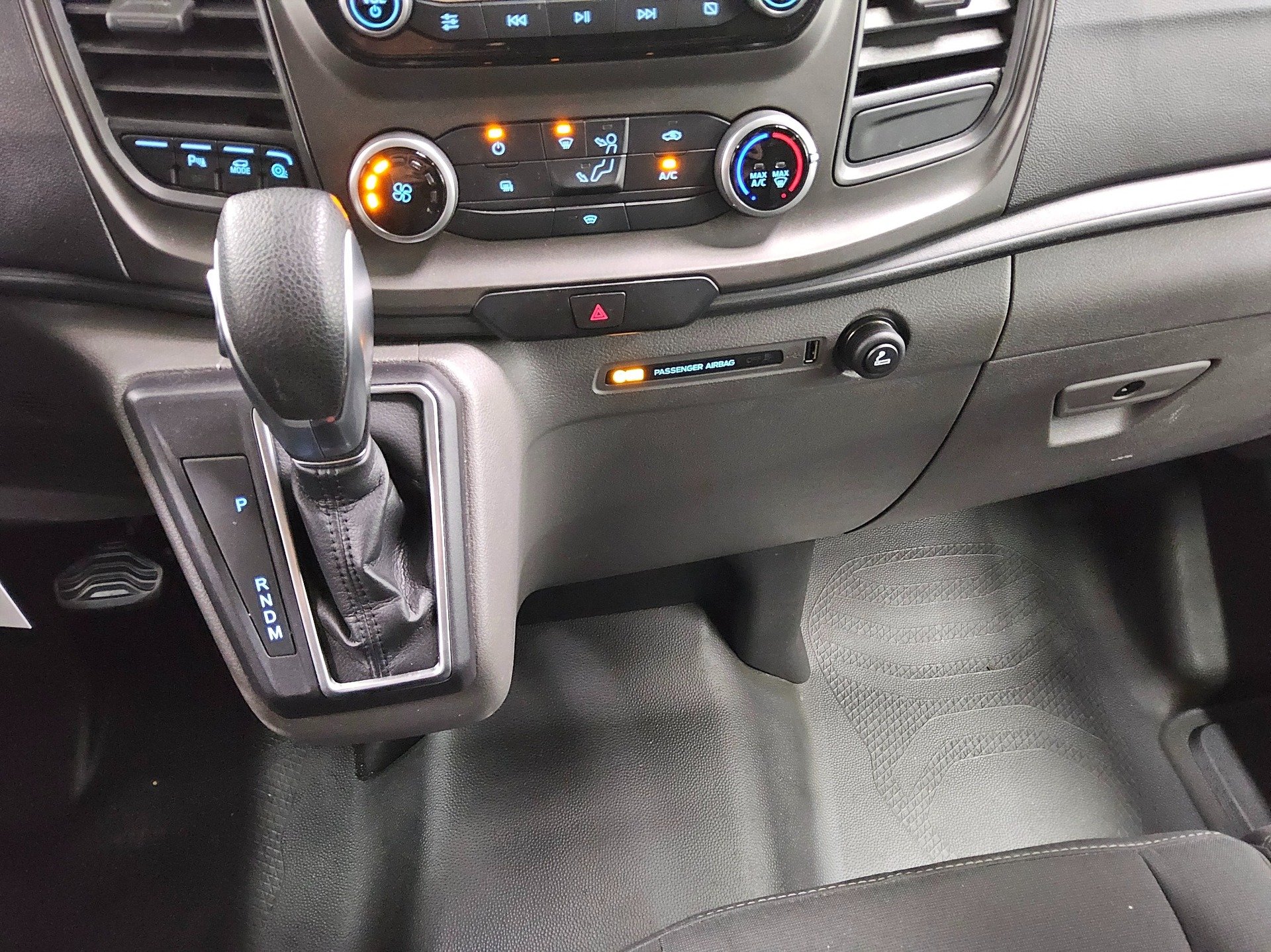 Ford Transit Custom L1H1 2.0 TDCi Trend 3-Sitzer Navi 6