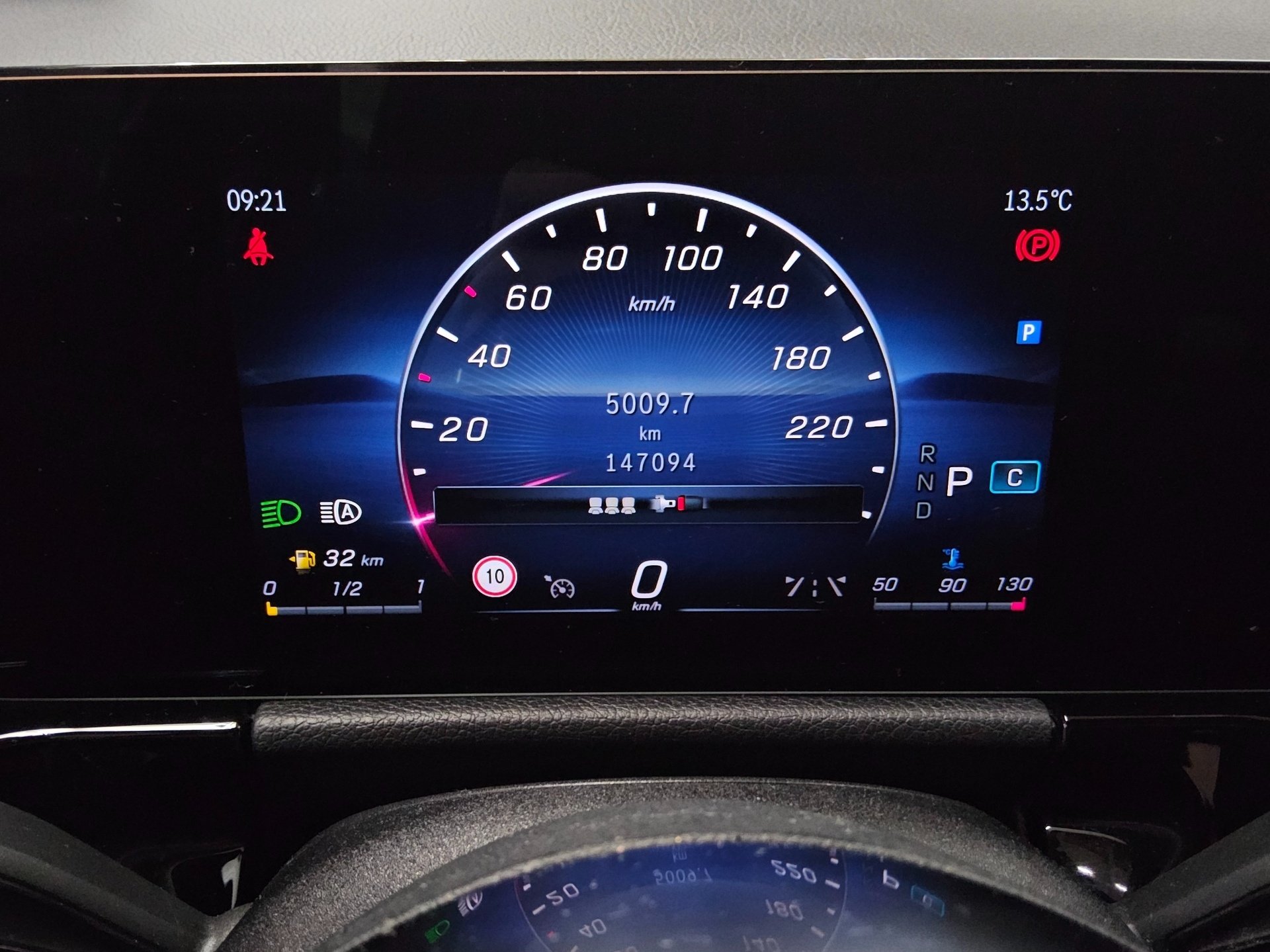 Mercedes-Benz B 180 d Progressive Navi LED MBUX RFK SHZ 8
