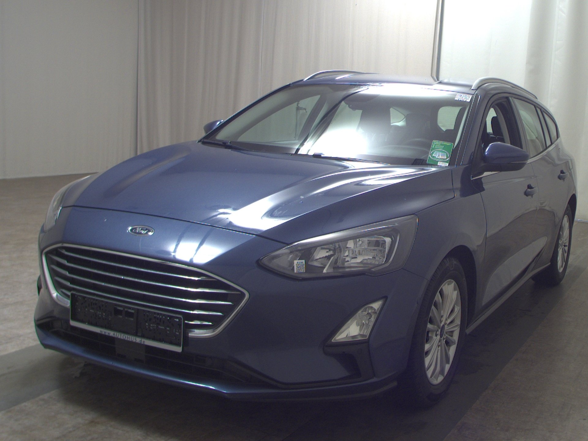 Ford Focus Turnier 1.0 EB Titanium Navi LED RFK SHZ 2