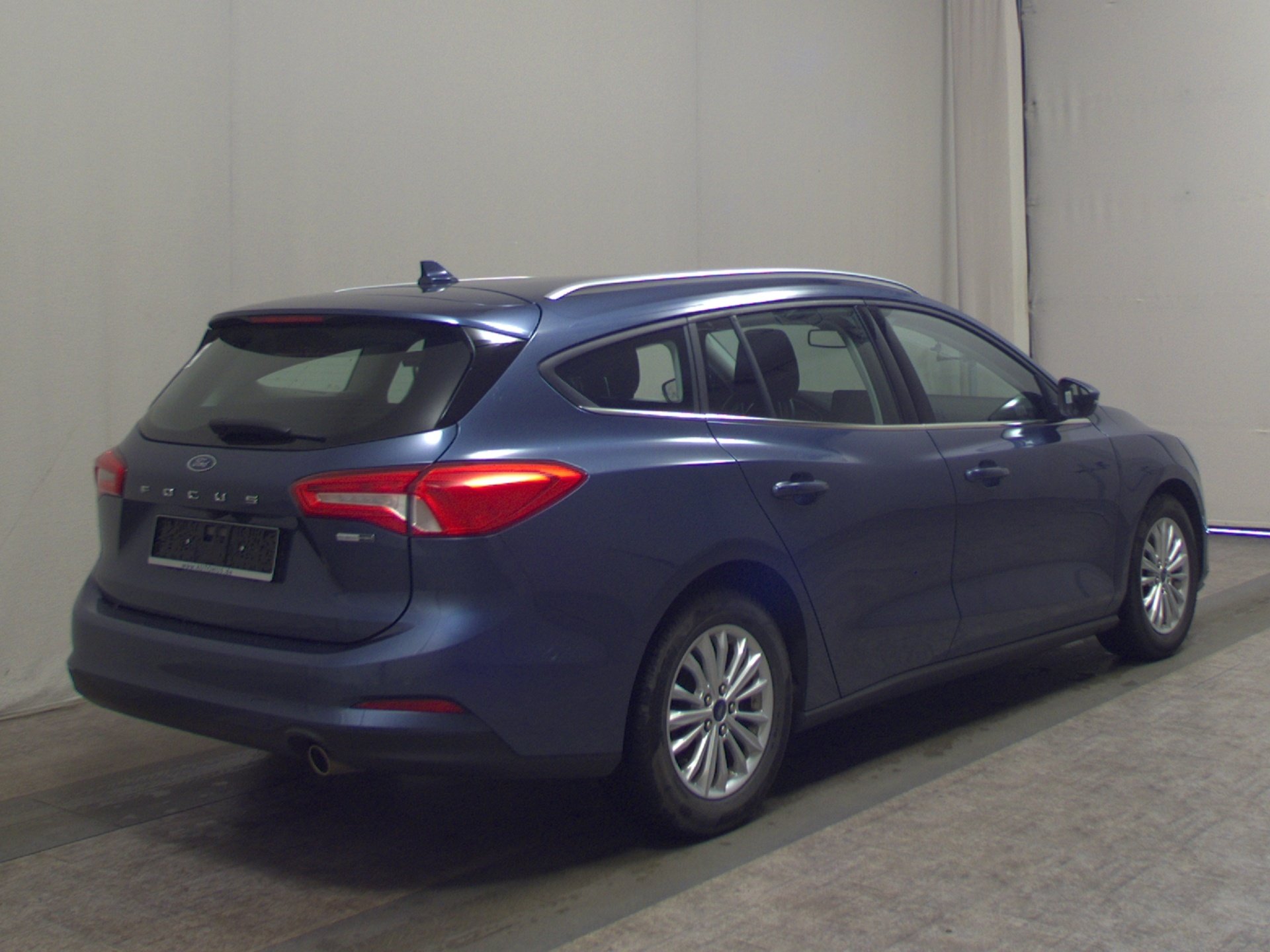 Ford Focus Turnier 1.0 EB Titanium Navi LED RFK SHZ 4