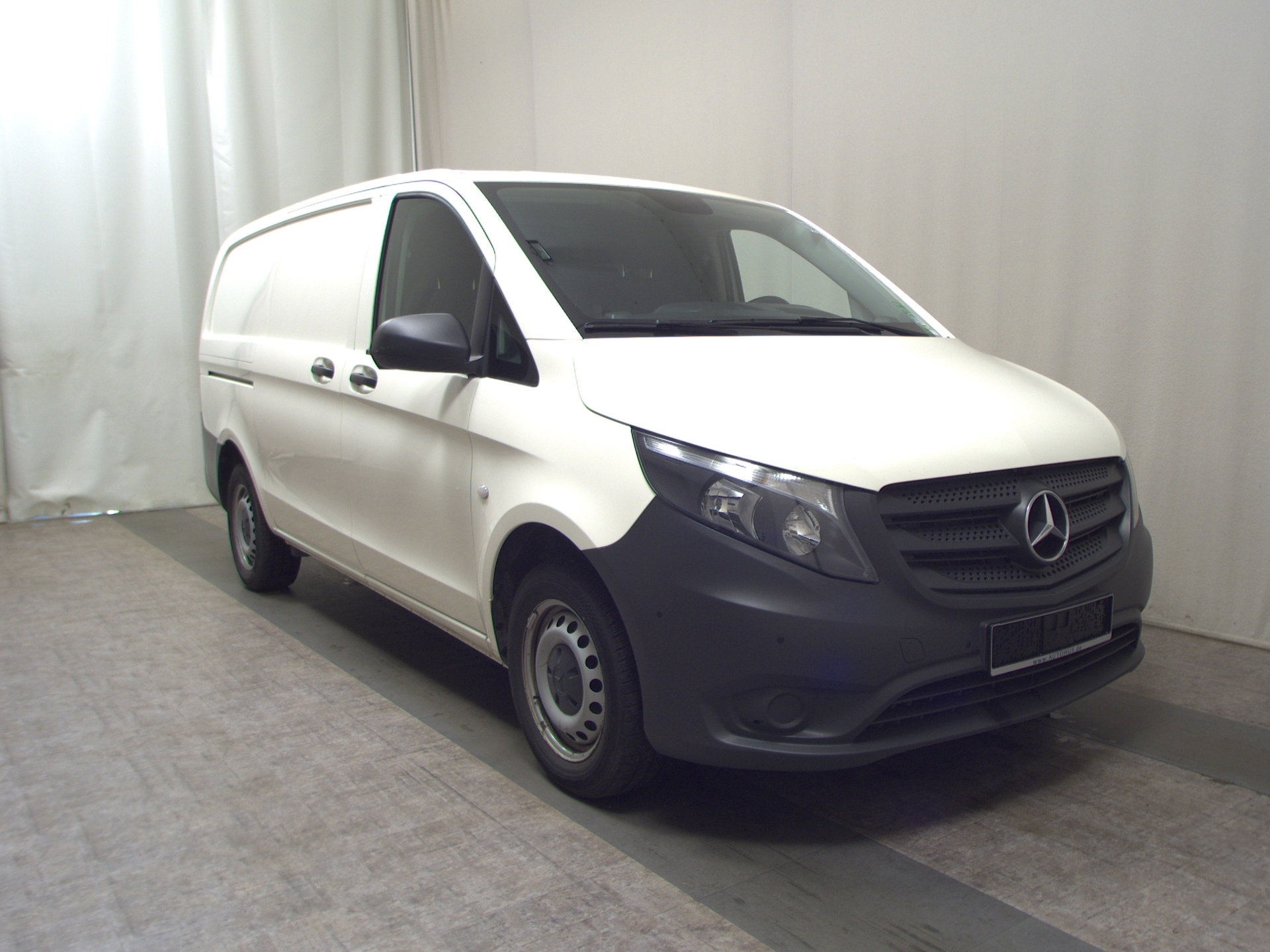 Mercedes-Benz Vito-116 CDI Kasten lang 2-Sitzer Navi DAB RFK 3
