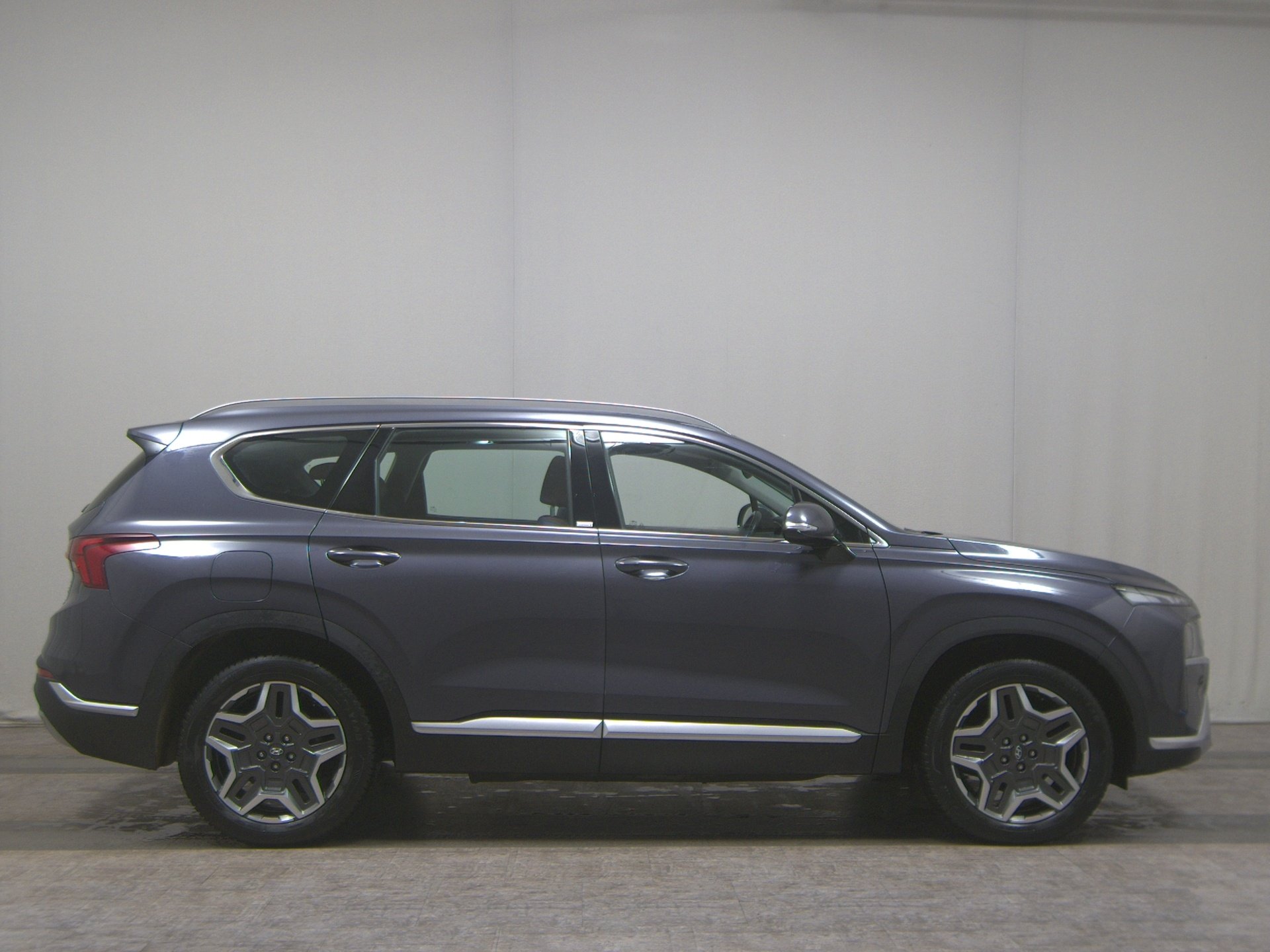 Hyundai Santa Fe 1.6 T-GDI Trend Leder Navi LED Pano AHK