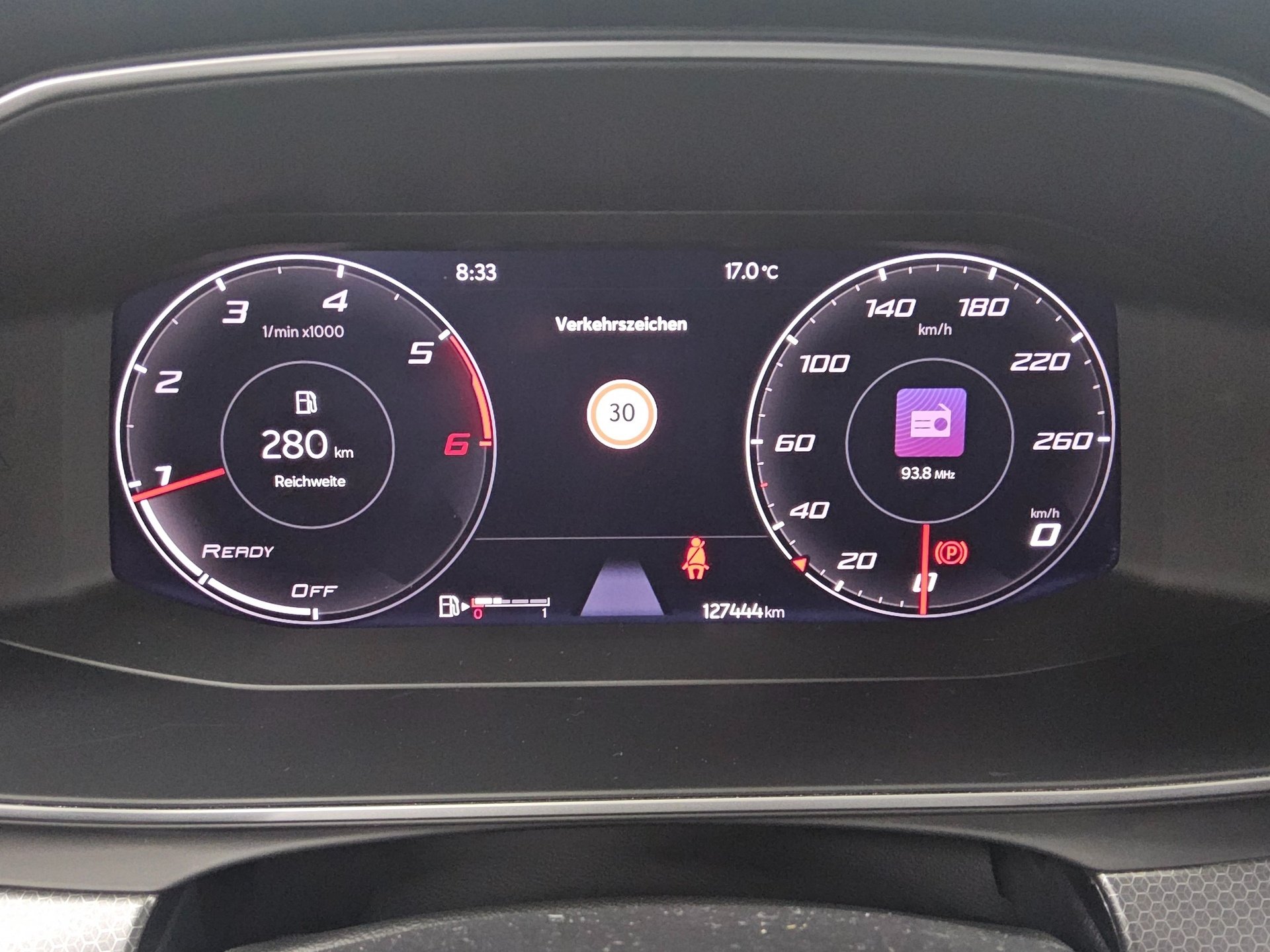 Seat Leon Sportstourer 2.0 TDI Style Navi LED Virtual PDC 8