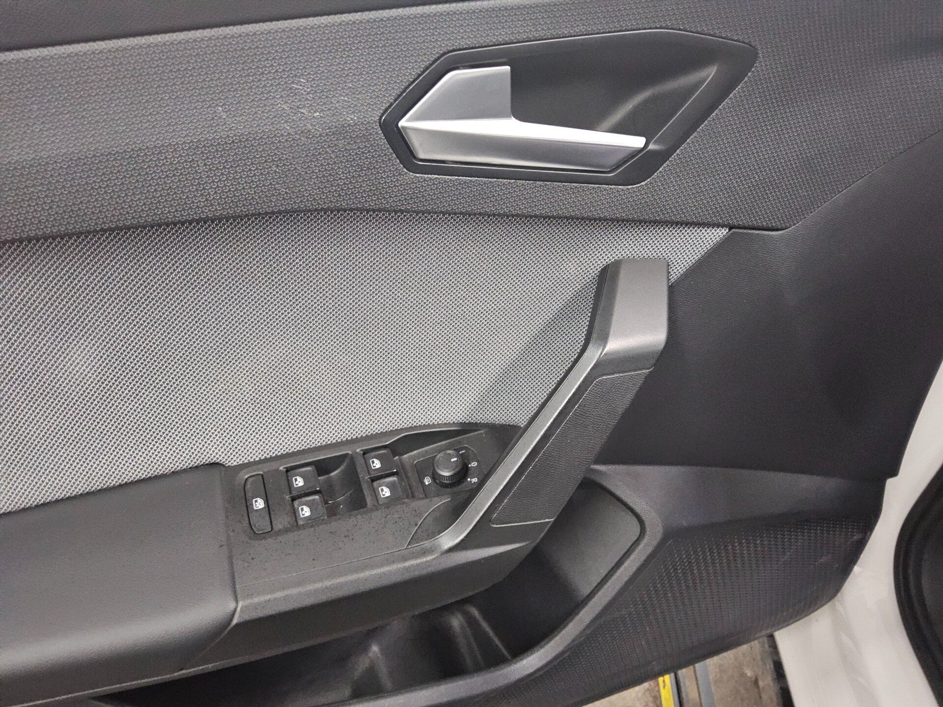 Seat Leon Sportstourer 2.0 TDI Style Navi LED Virtual PDC 10
