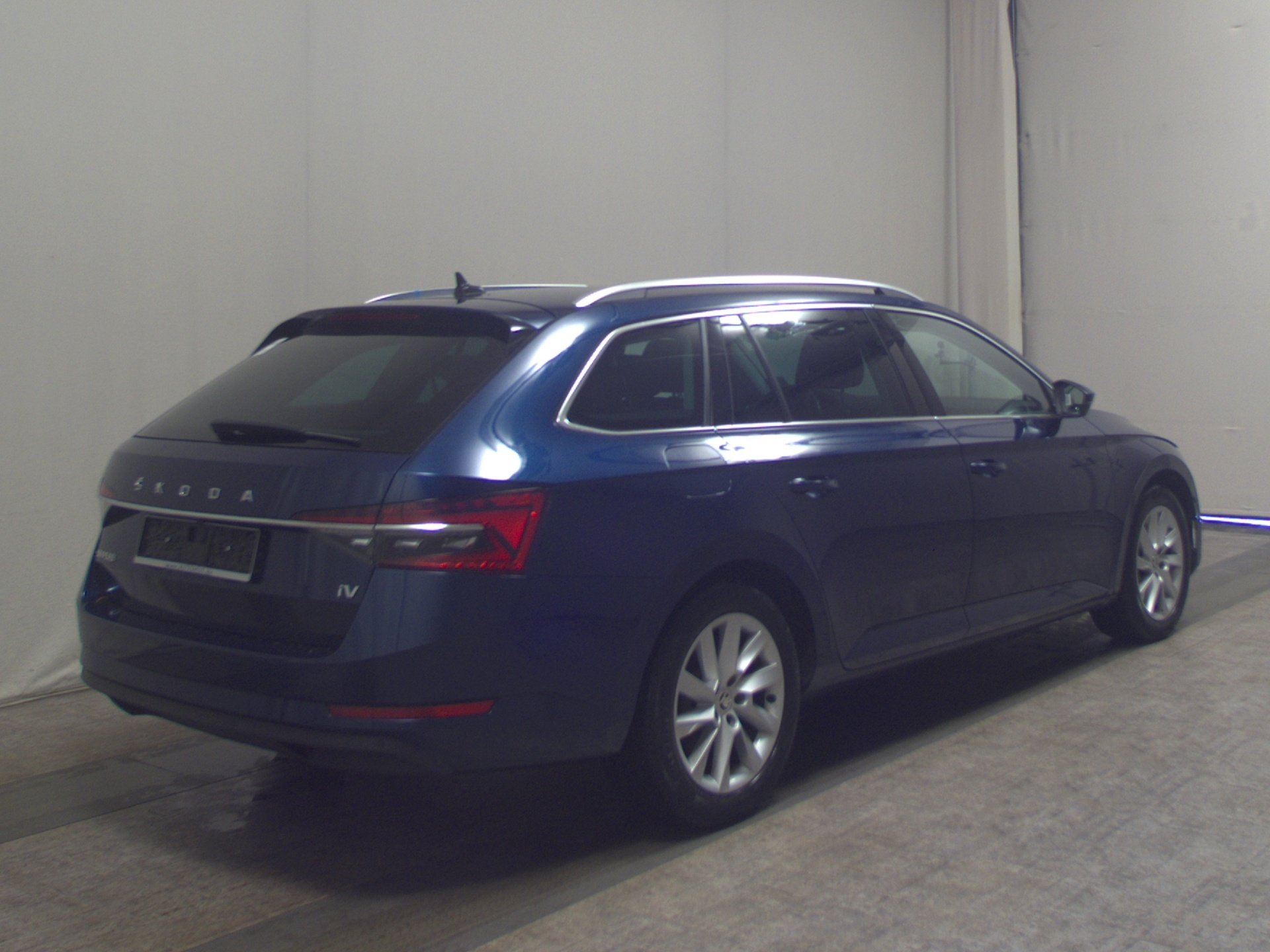 Skoda Superb Kombi 1.4 TSI iV Style Navi LED vc RfK 4