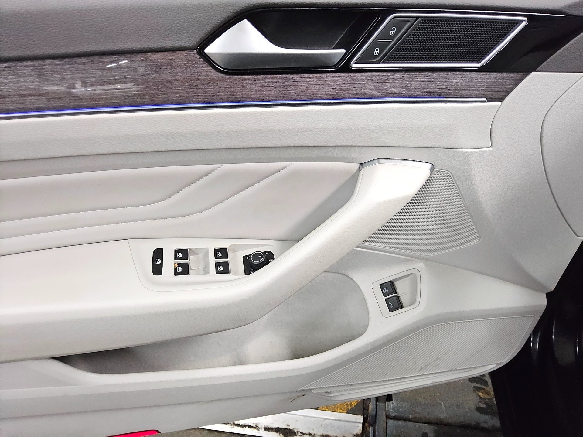 Volkswagen Passat GTE 1.4 TSI R-Line Leder Navi LED AID HuD 10