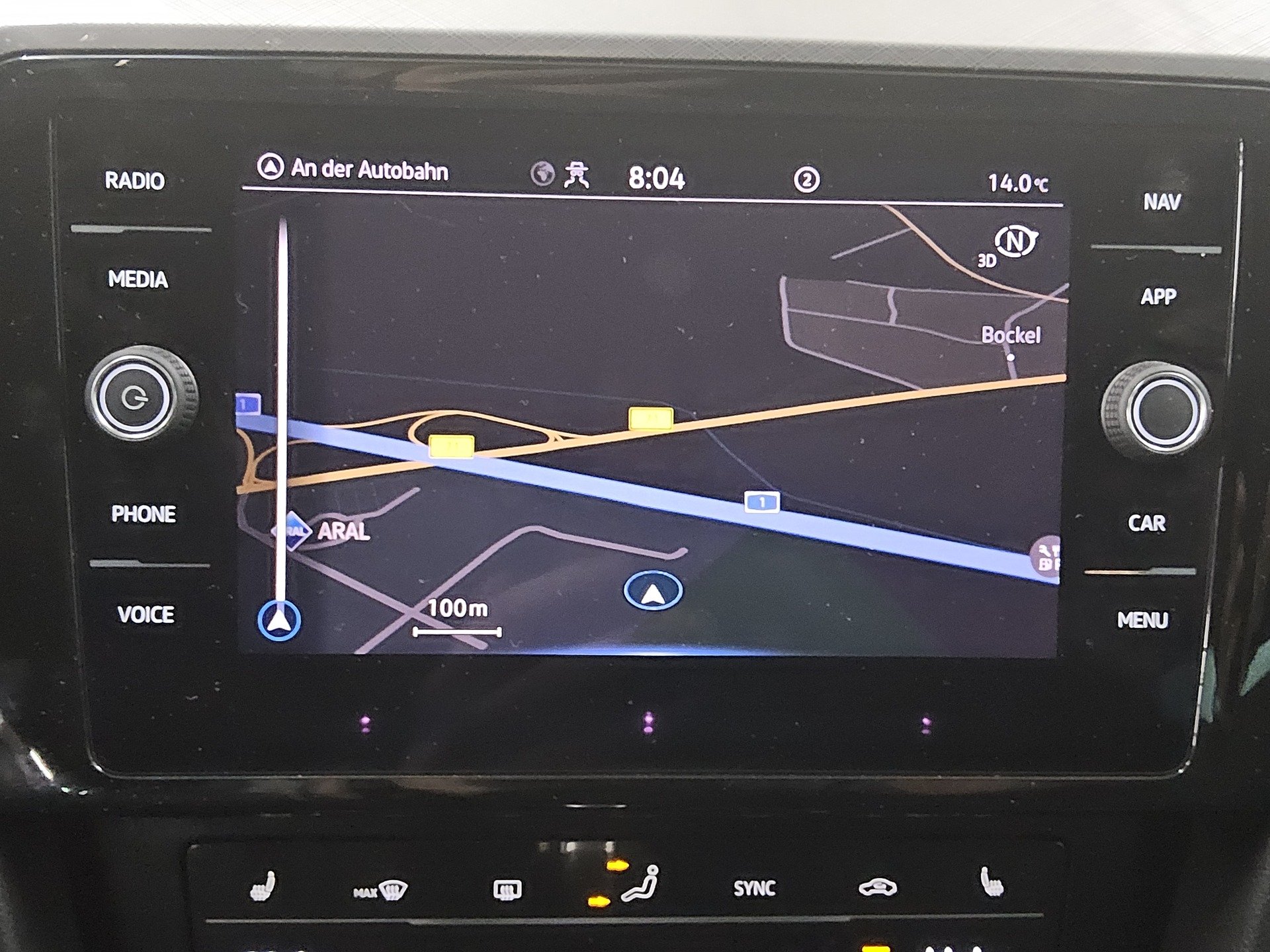 Volkswagen Passat Var. 2.0 TDI Business Navi LED ACC RFK 7