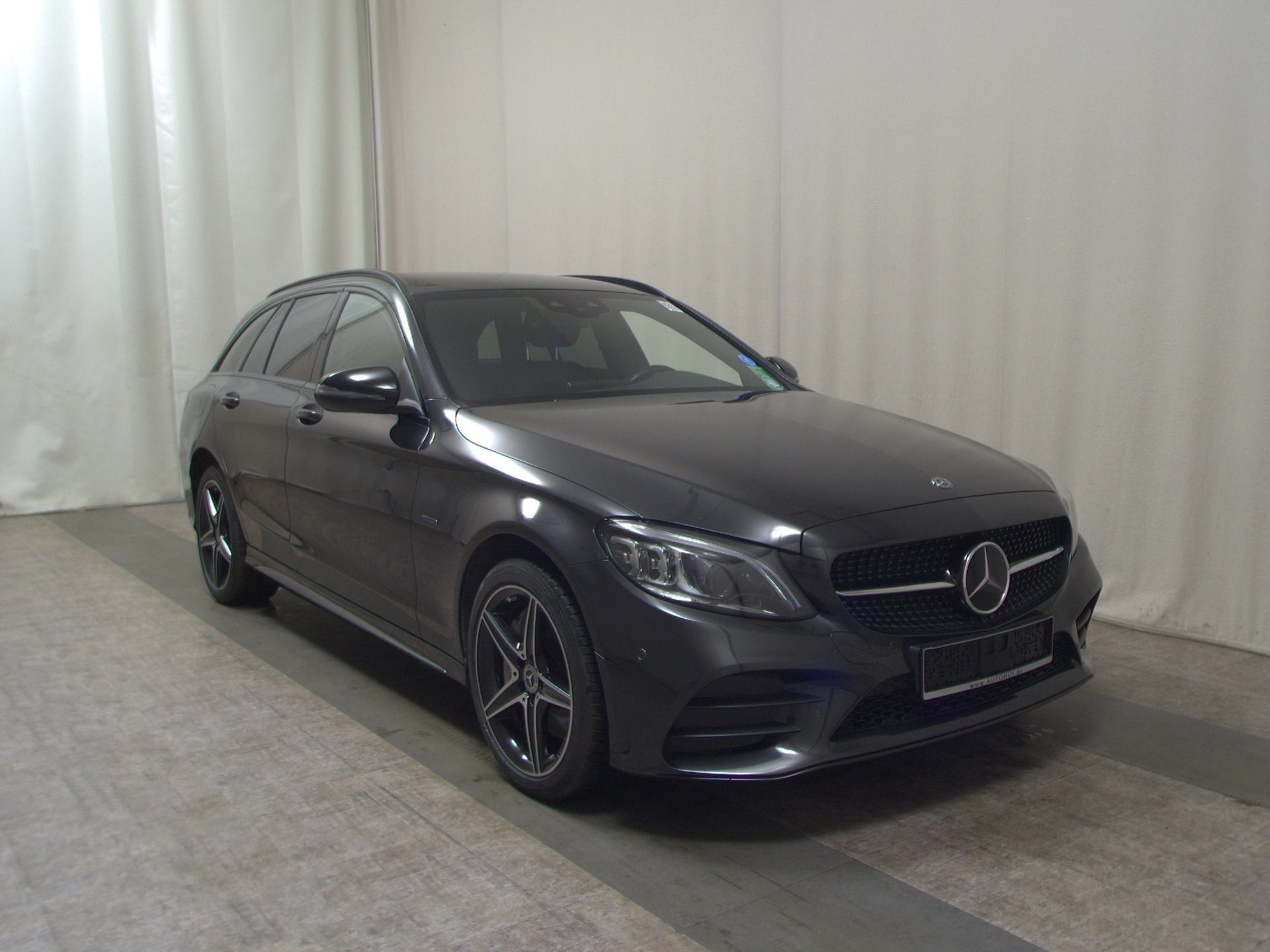 Mercedes-Benz C 300 T de Avantgarde AMG Navi MB-LED Widescreen 3