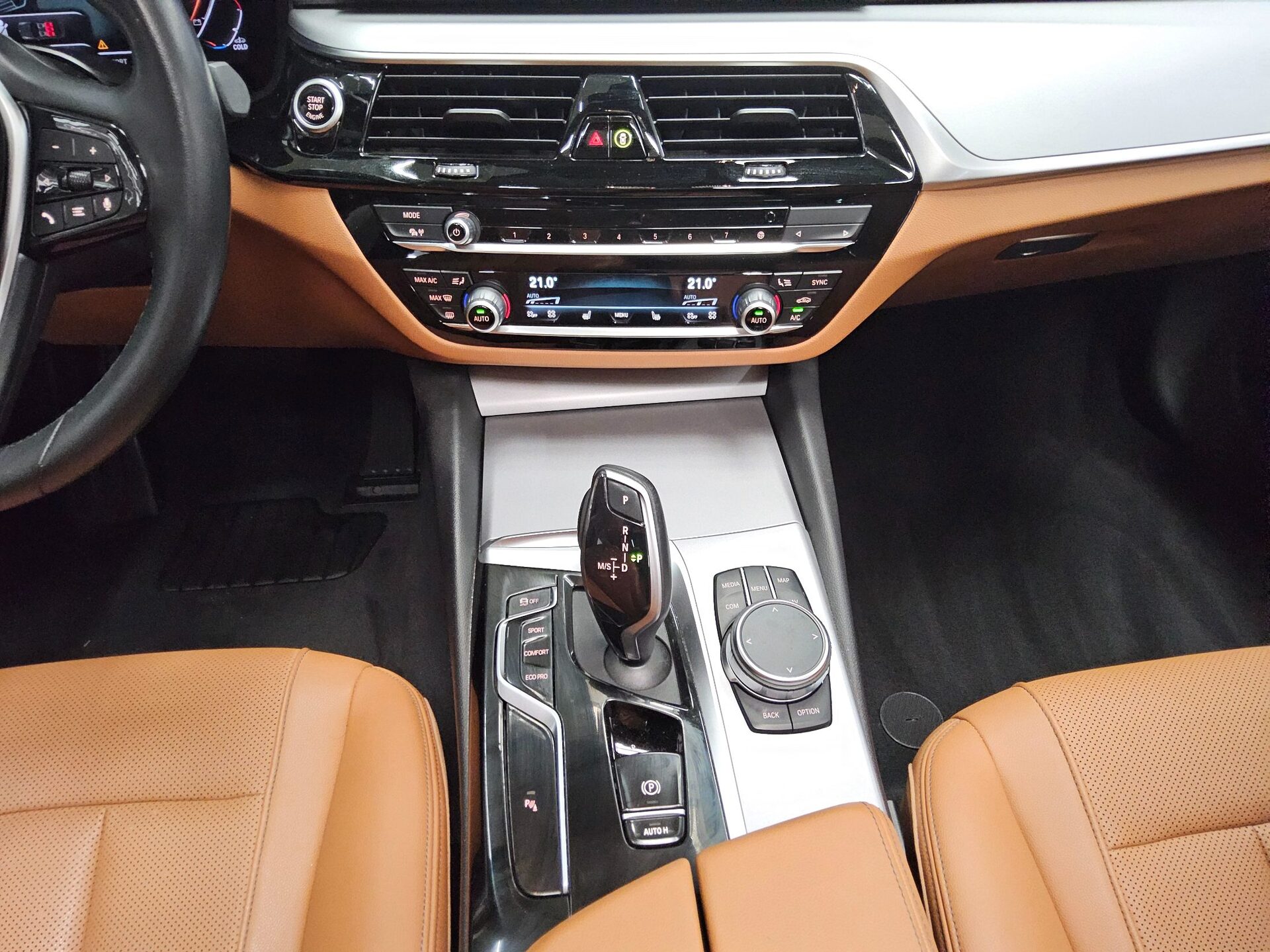 BMW 520dA Touring Leder Navi LED LC-Pro Pano H-K RfK 6