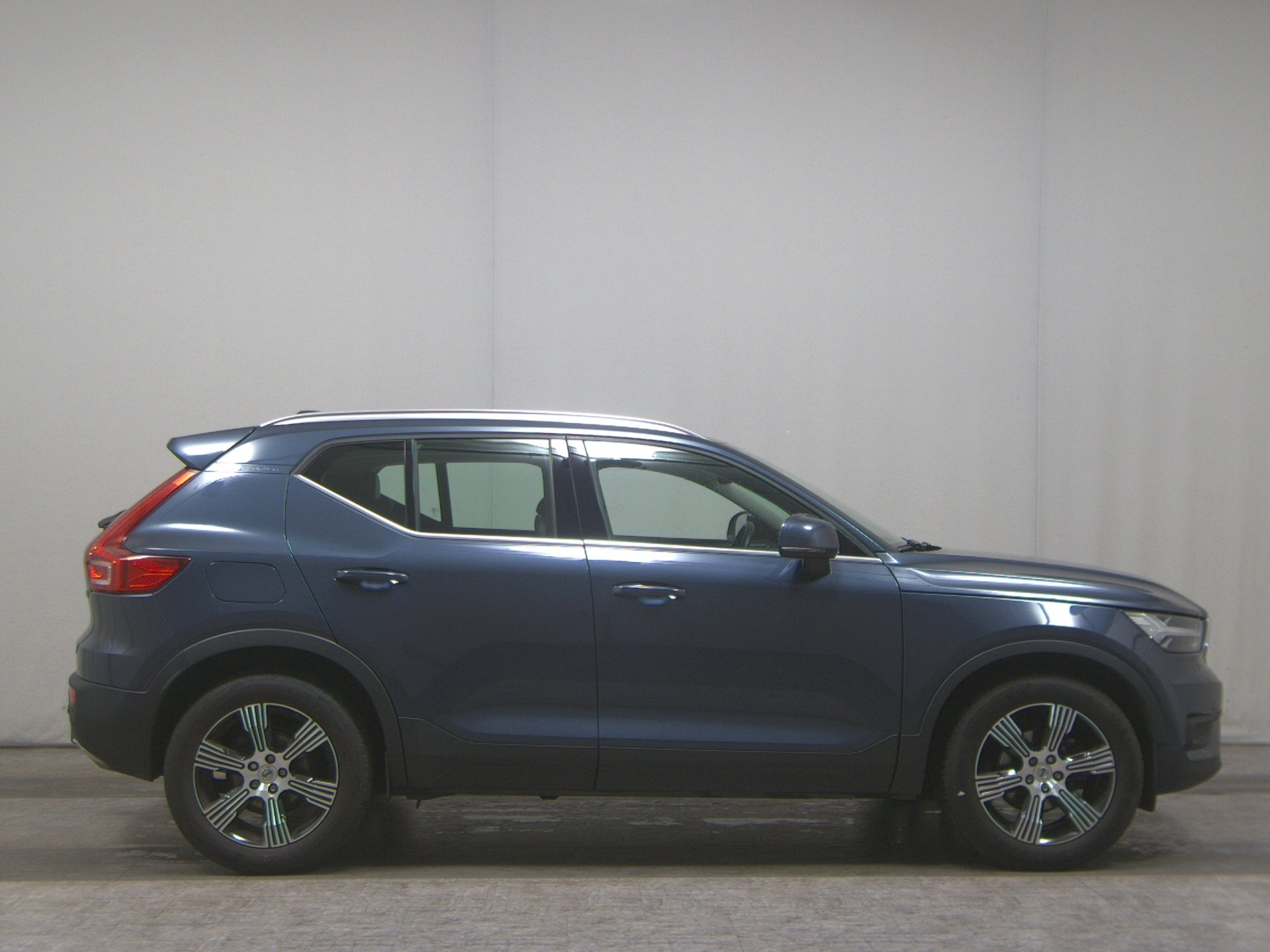 Volvo XC40 D3 Inscription Leder Navi AHK LED StandHzg