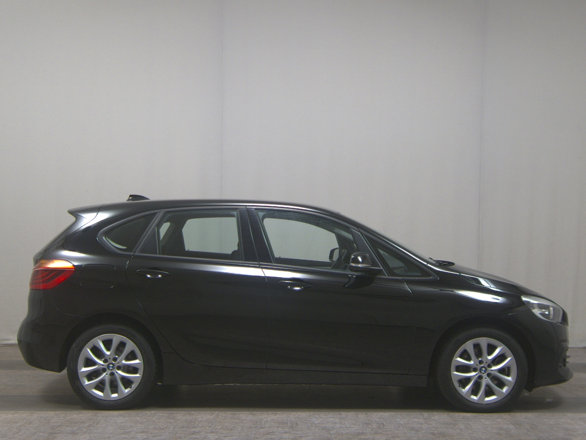 BMW 225 Active Tourer xe iPerformance Navi Shz PDC