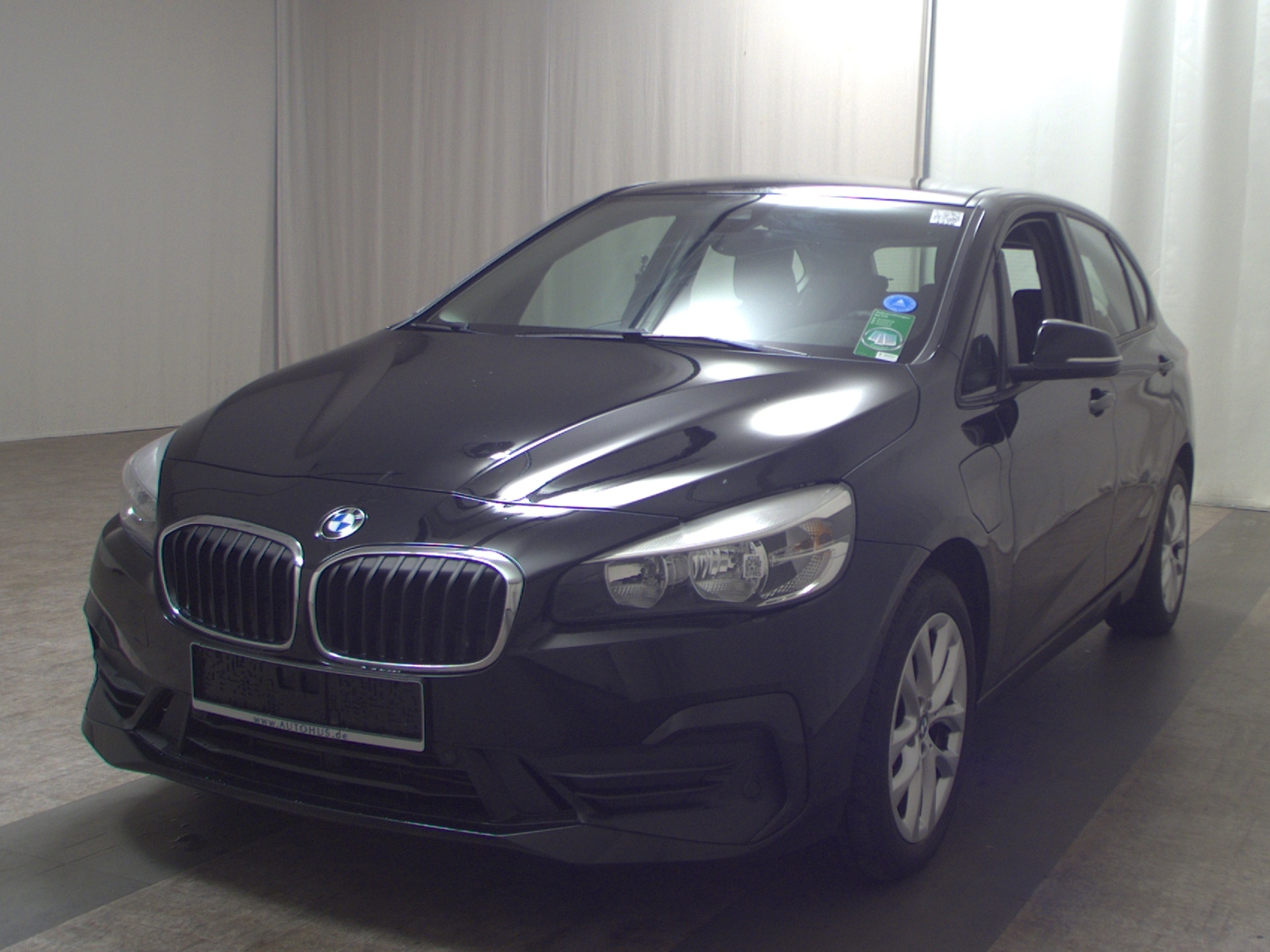BMW 225 Active Tourer xe iPerformance Navi Shz PDC 2
