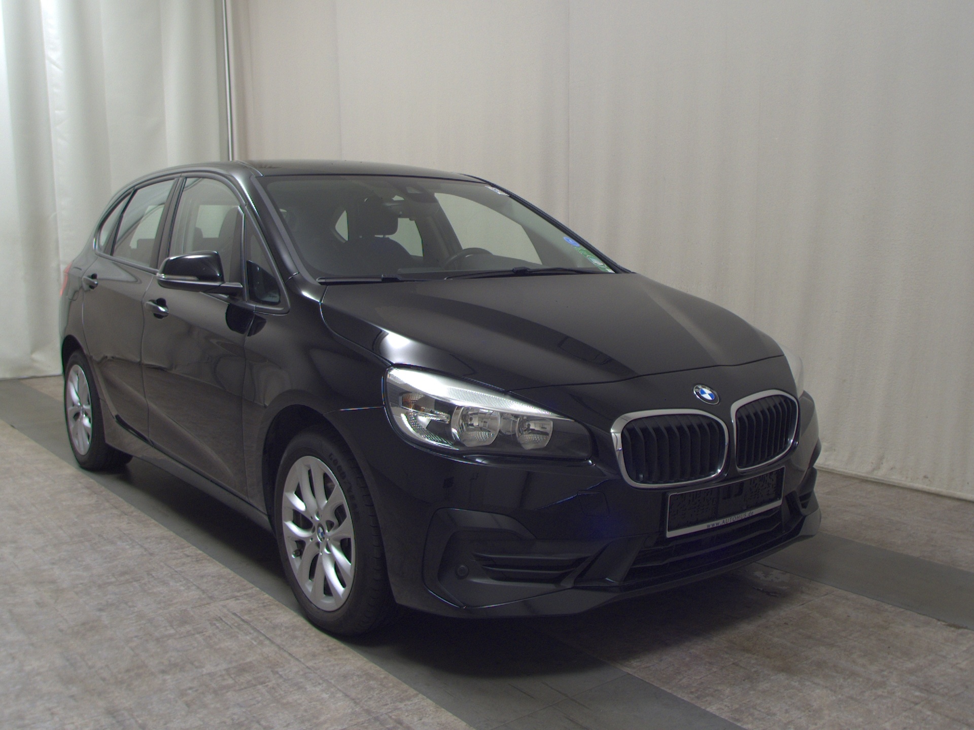 BMW 225 Active Tourer xe iPerformance Navi Shz PDC 3