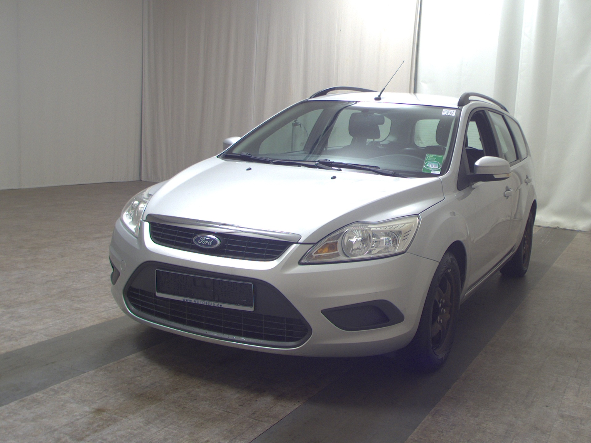 Ford Focus Turnier 1.6 TDCi Style Klima AHK Navi BT 2