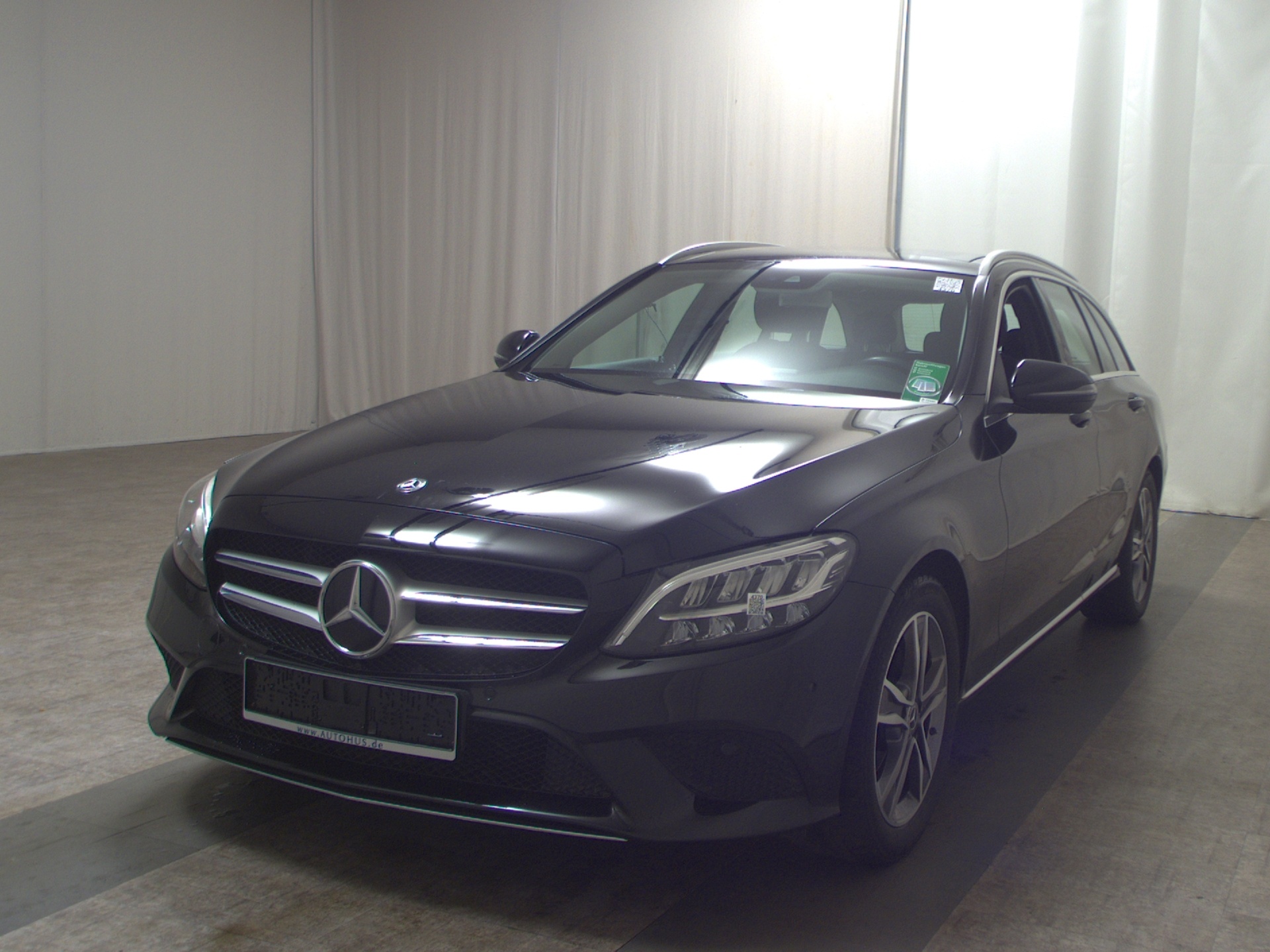 Mercedes-Benz C 180 T CGI Navi LED 2