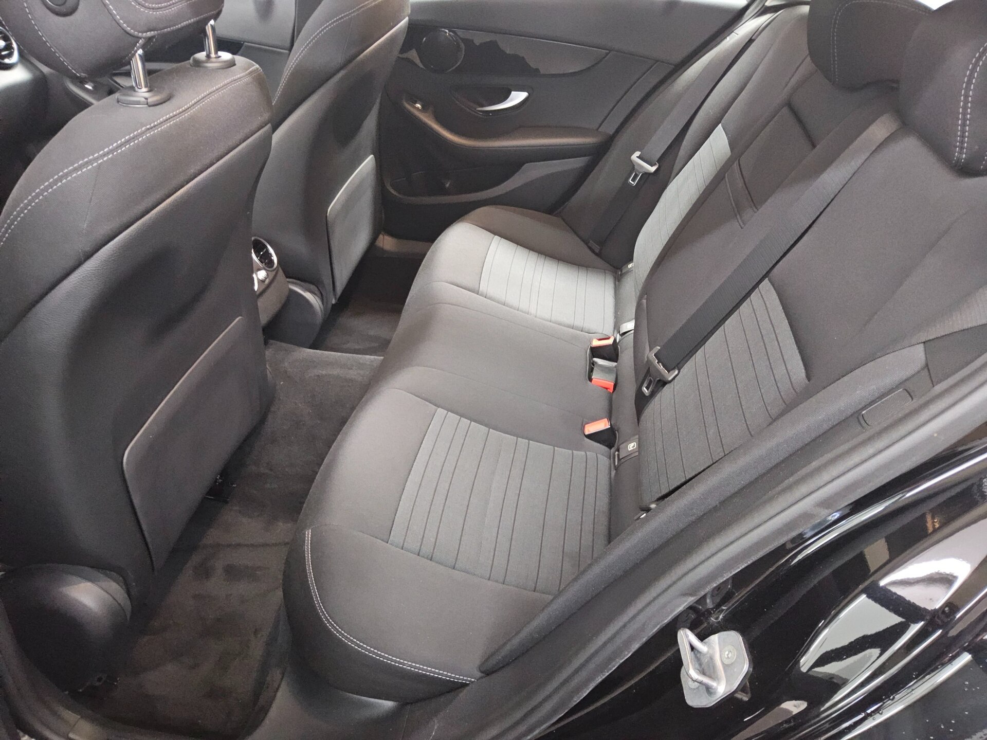 Mercedes-Benz C 180 T CGI Navi LED 13