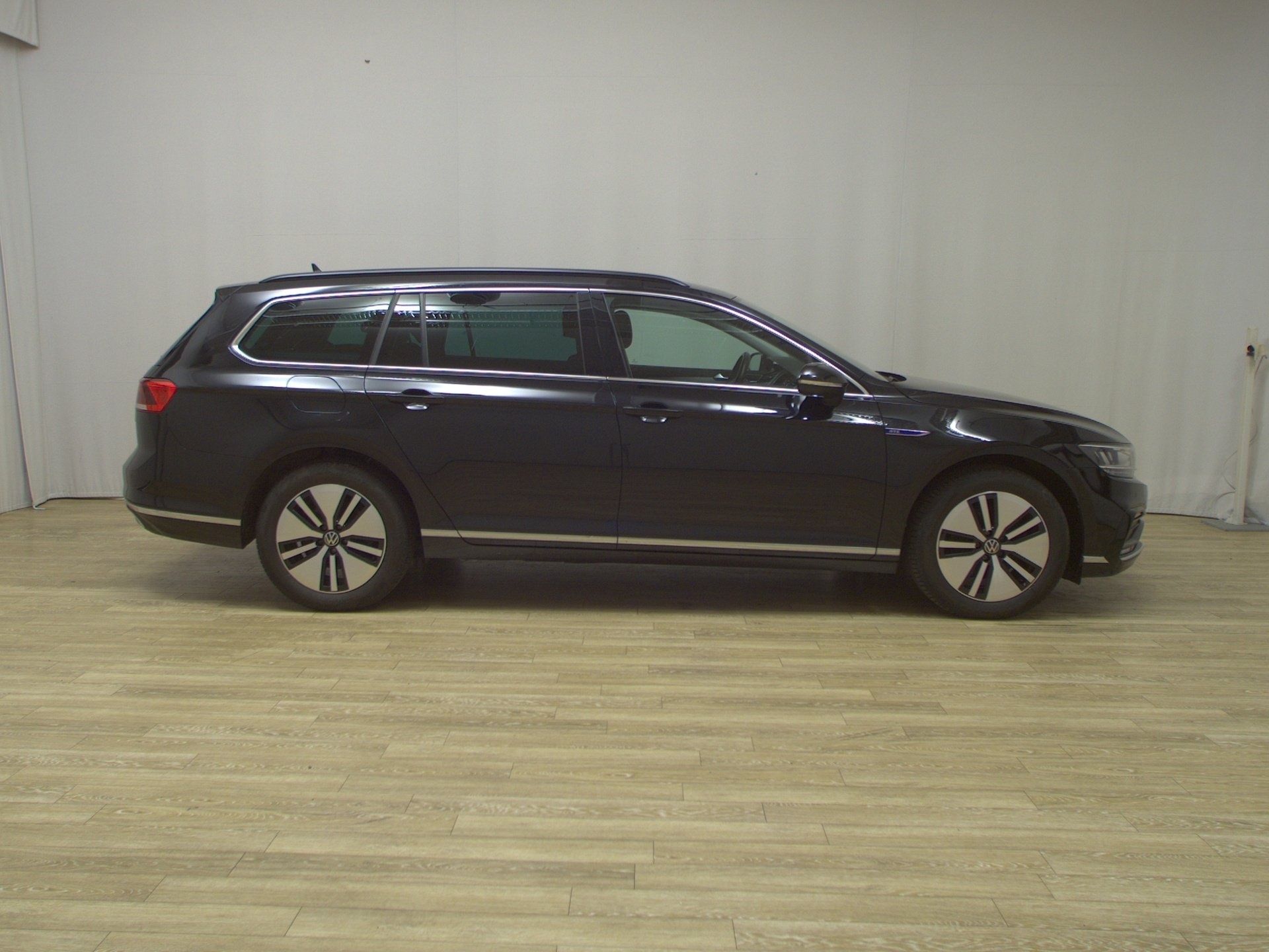 Volkswagen Passat Var. GTE 1.4 TSI Navi LED RFK