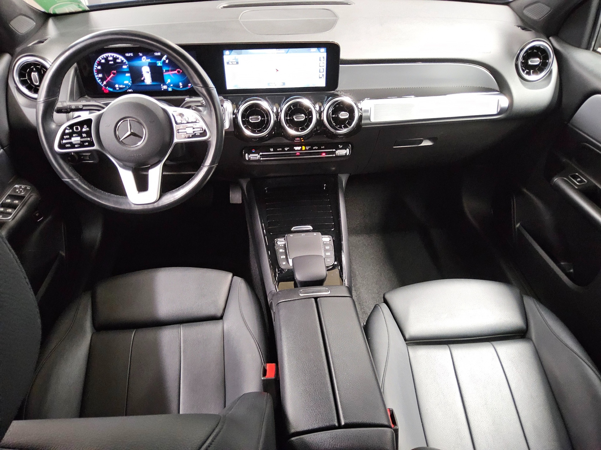 Mercedes-Benz GLB 220 d 4M Style Leder Navi LED MBUX+ AR AHK 5