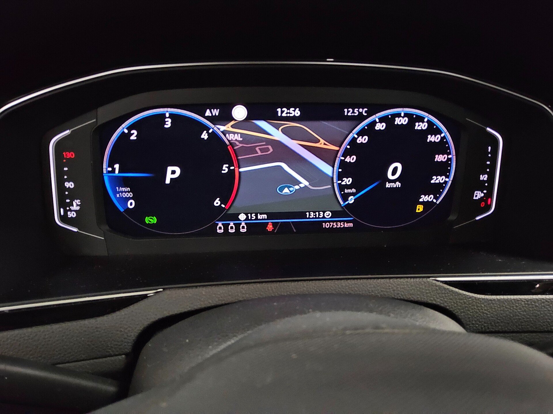 Volkswagen Passat Var. 2.0 TDI 4M Business Navi LED Pano 8