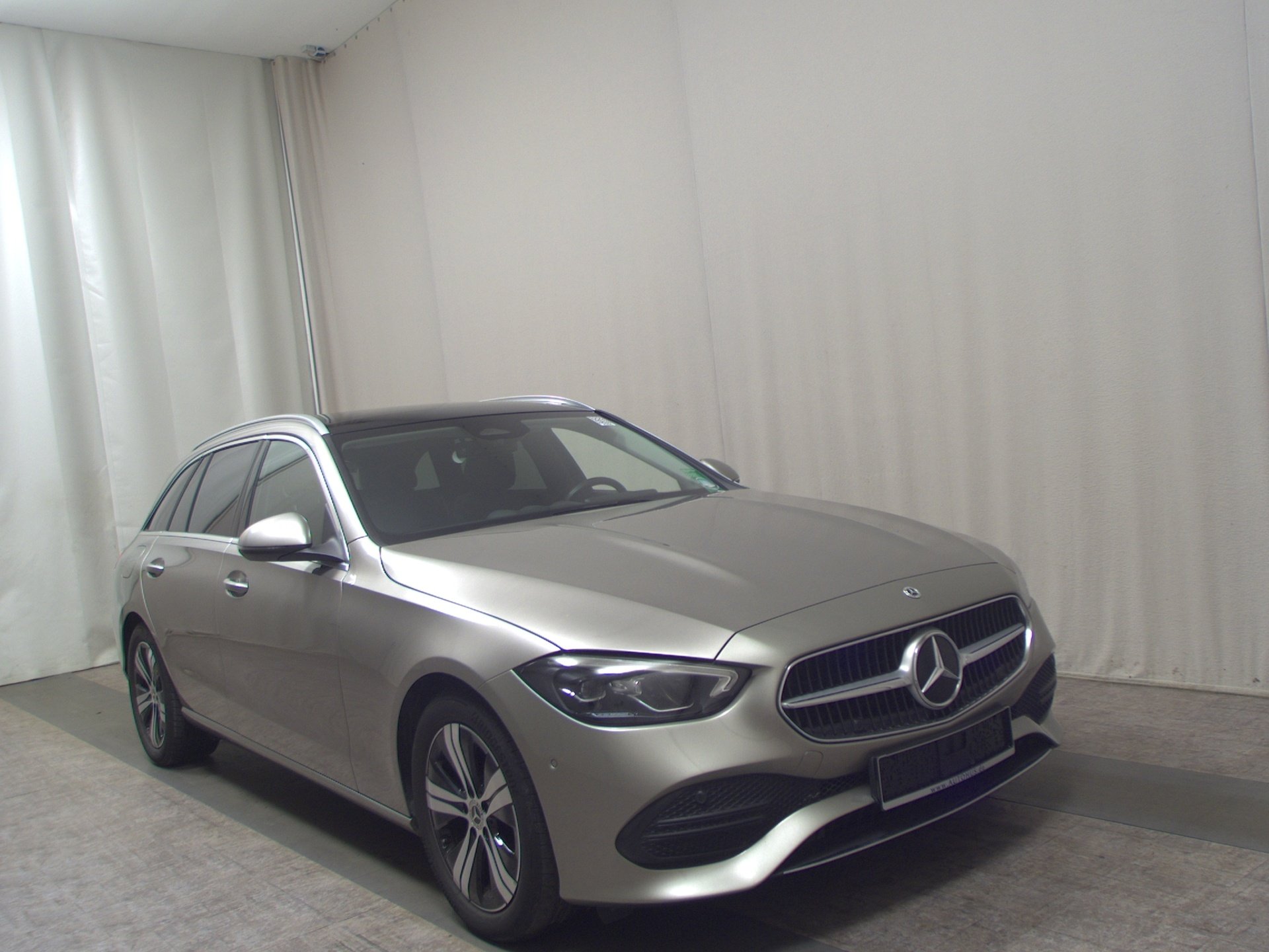 Mercedes-Benz C 220 T d Avantgarde Navi LED Panorama Kamera 3