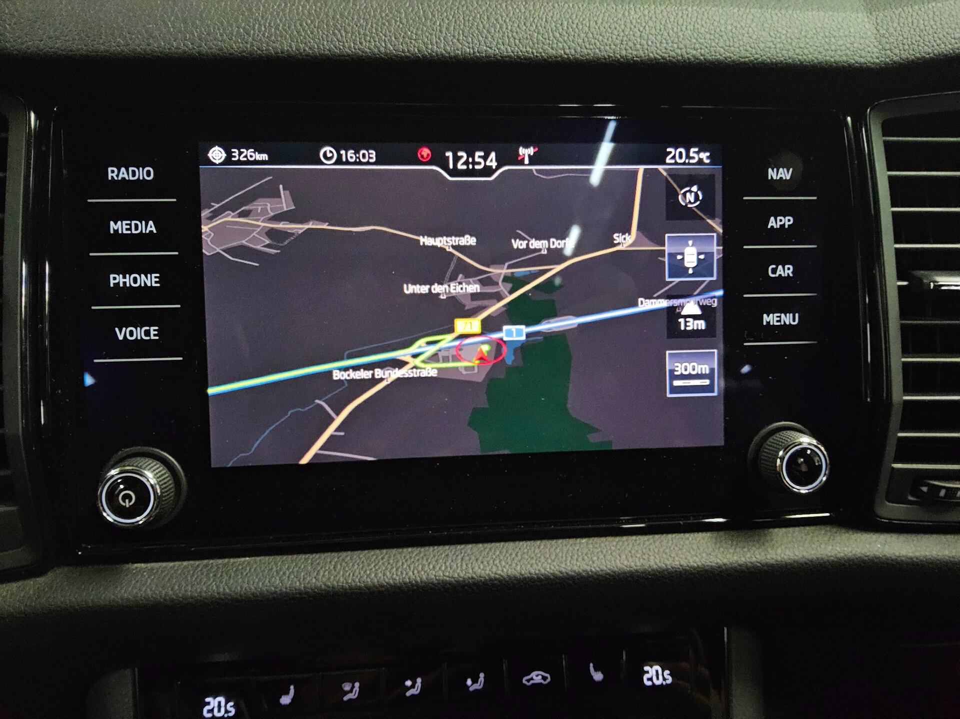 Skoda Kodiaq 2.0 TDI 4x4 RS 7-Sitze Navi LED vc Pano 7