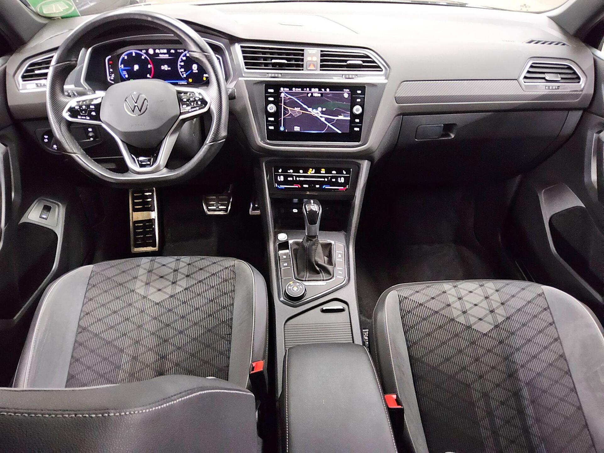 Volkswagen Tiguan Allspace 2.0 TDI 4M R-Line Navi LED HuD 5