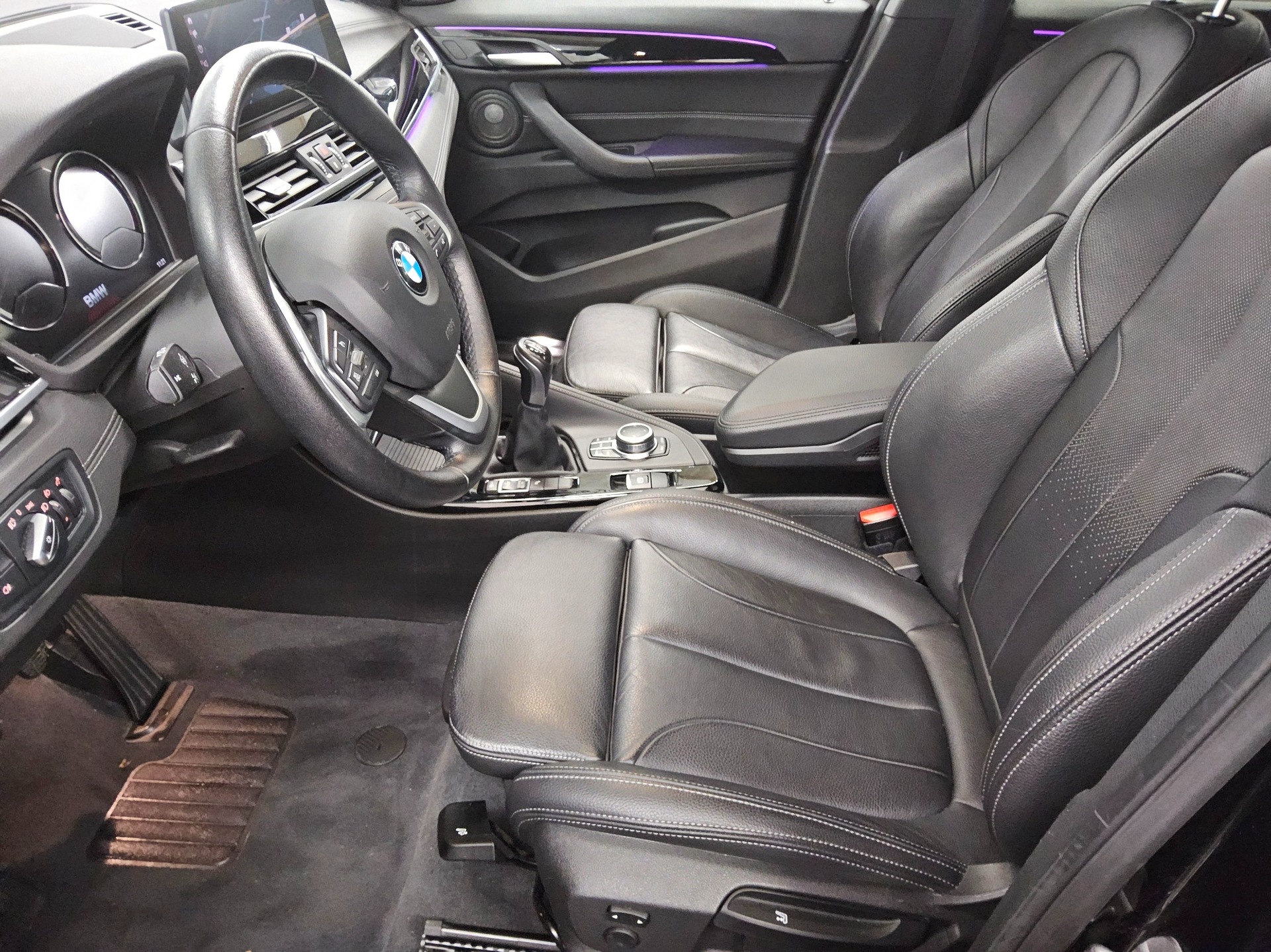 BMW X1 sDrive18i Sport-Line Navi LED HuD Leder RFK 8
