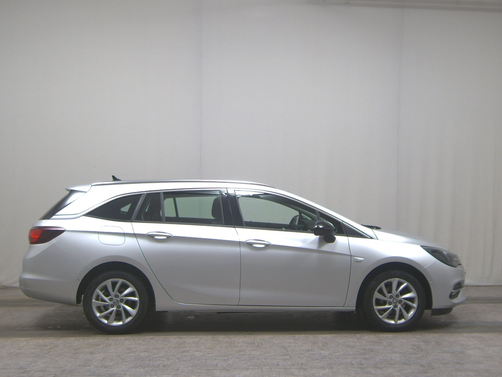 Opel Astra ST 1.2 Turbo Elegance T-Leder Navi LED