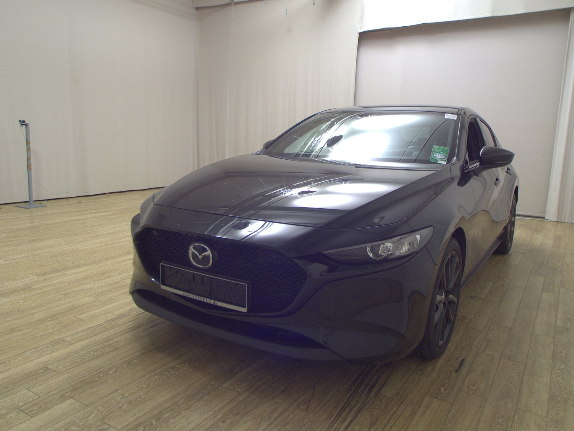 Mazda 3 2.0 SKYACTIV-G Homura Navi LED RFK SHZ 2