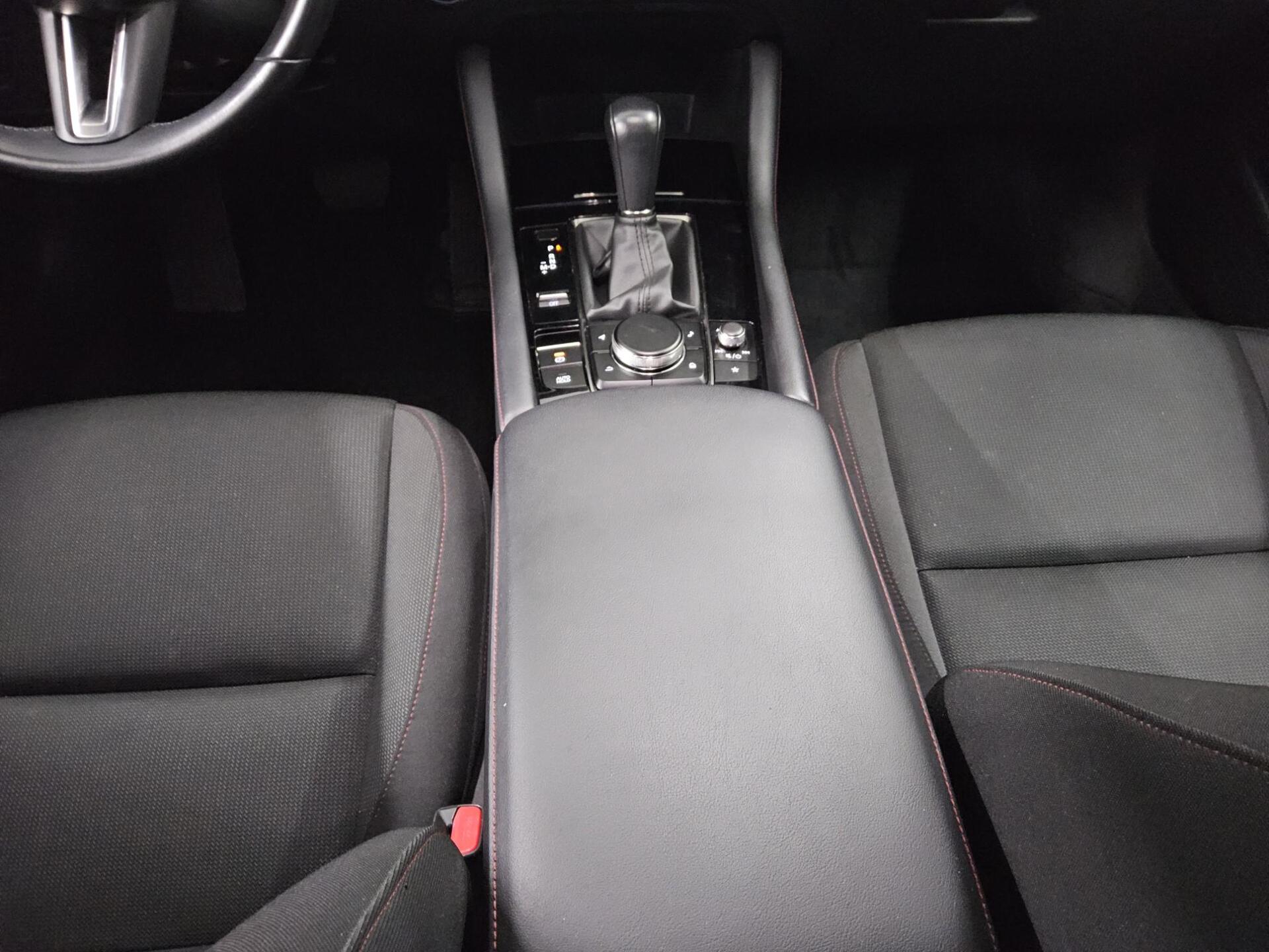 Mazda 3 2.0 SKYACTIV-G Homura Navi LED RFK SHZ 6