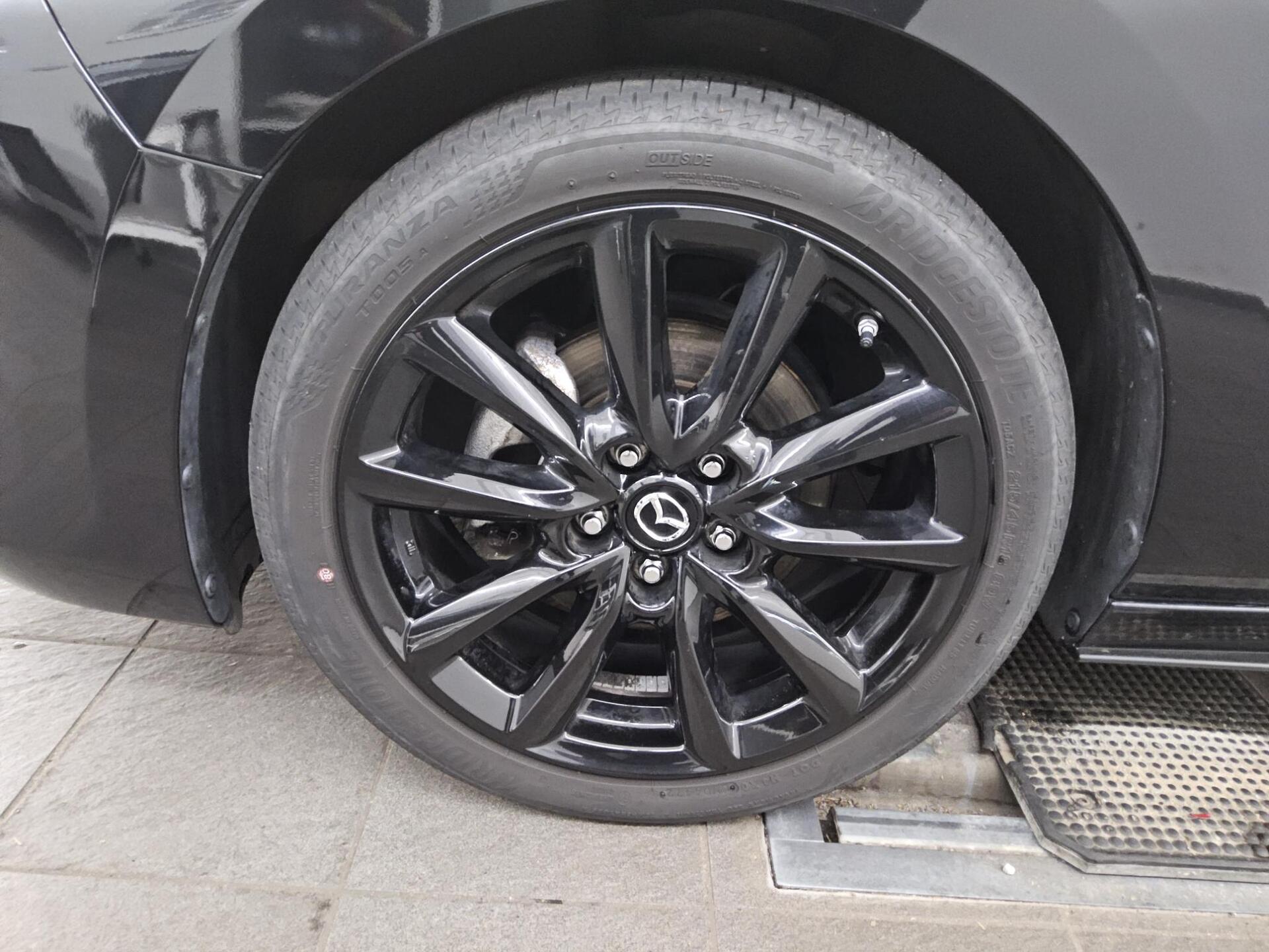 Mazda 3 2.0 SKYACTIV-G Homura Navi LED RFK SHZ 10
