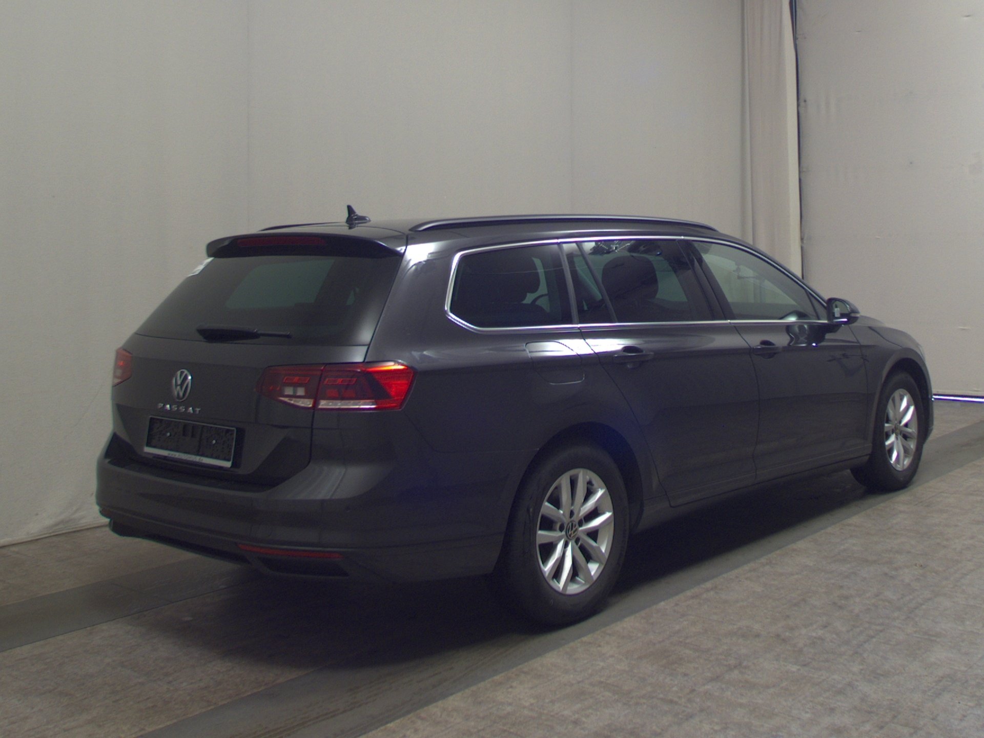 Volkswagen Passat Var. 1.5 TSI Business Navi LED RfK PDC BT 4