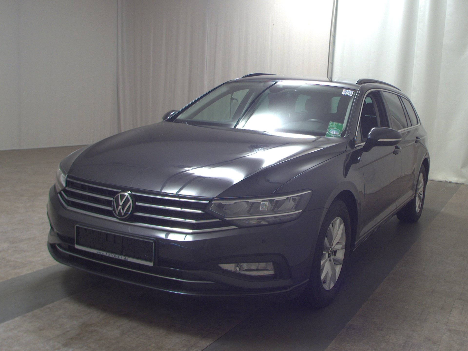 Volkswagen Passat Var. 1.5 TSI Business Navi LED RfK PDC BT 2