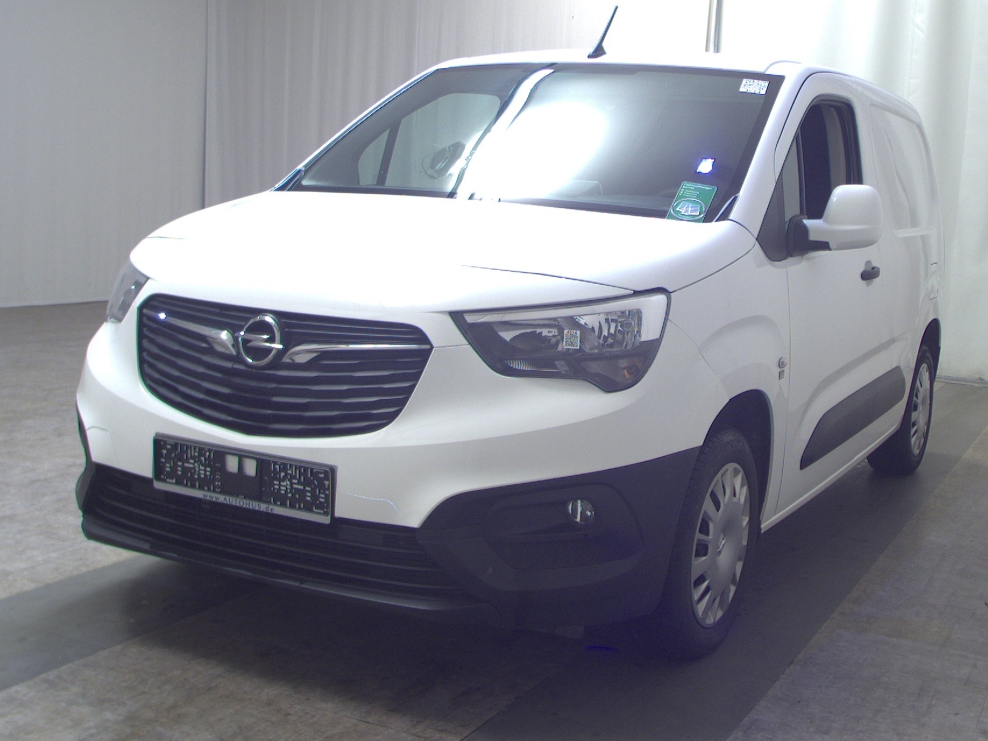 Opel Combo Cargo 1.5 D Edition 2-Sitzer Klima Shz 2