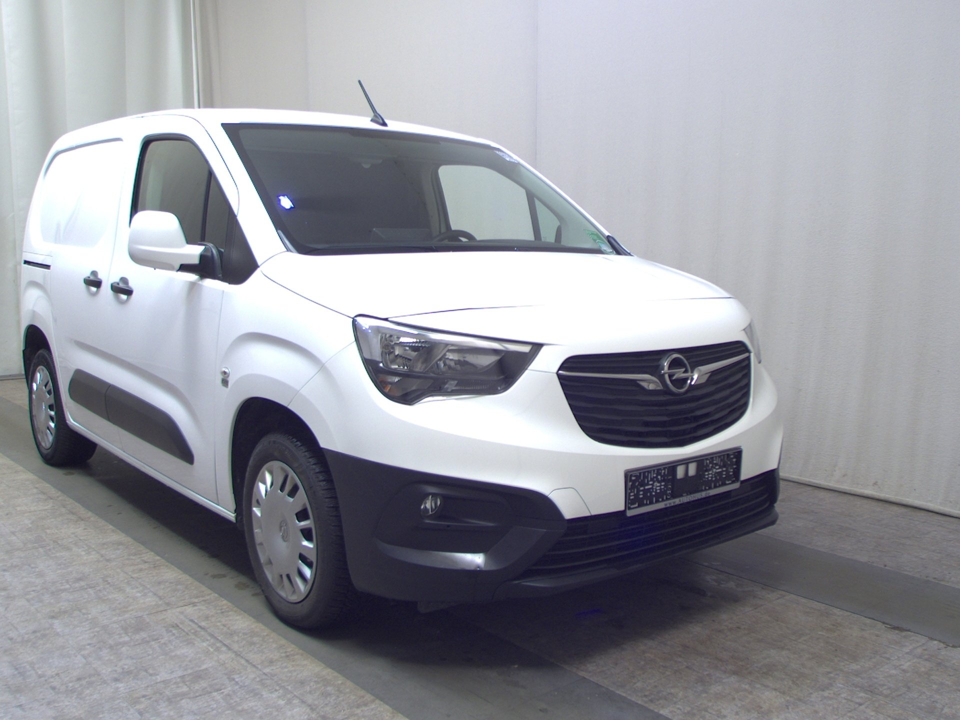 Opel Combo Cargo 1.5 D Edition 2-Sitzer Klima Shz 3