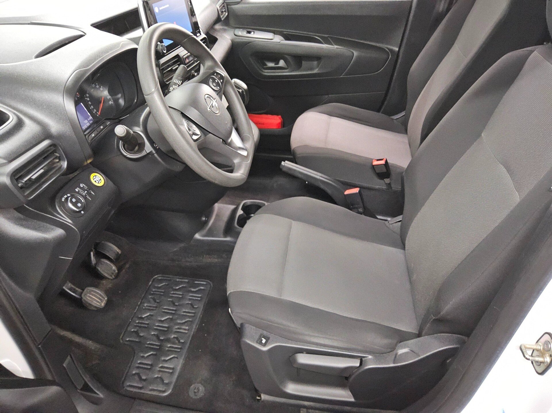 Opel Combo Cargo 1.5 D Edition 2-Sitzer Klima Shz 8