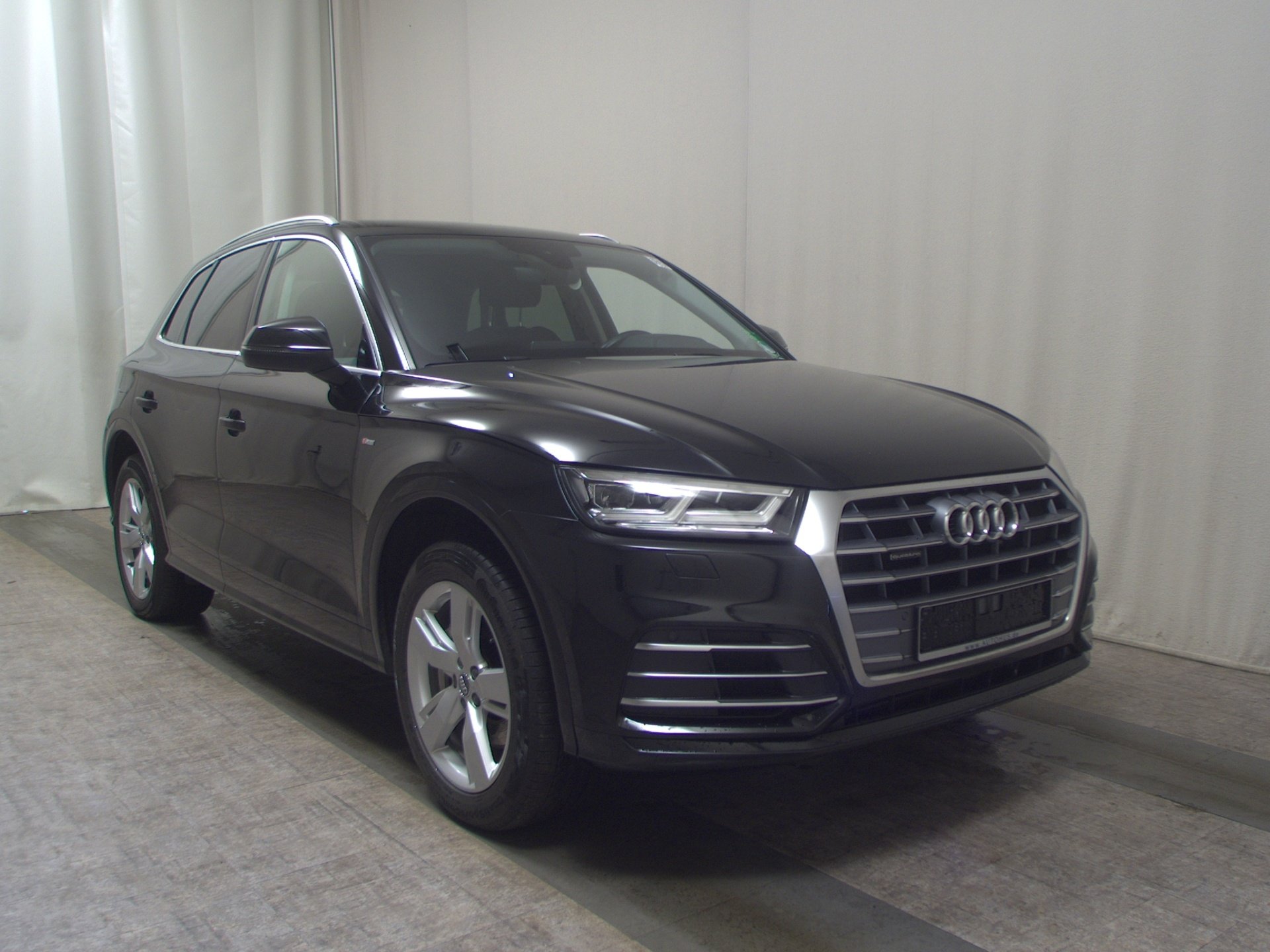 Audi Q5 50 TFSI e Qu. S-Line Ext. Navi LED vc RFK AHK 3