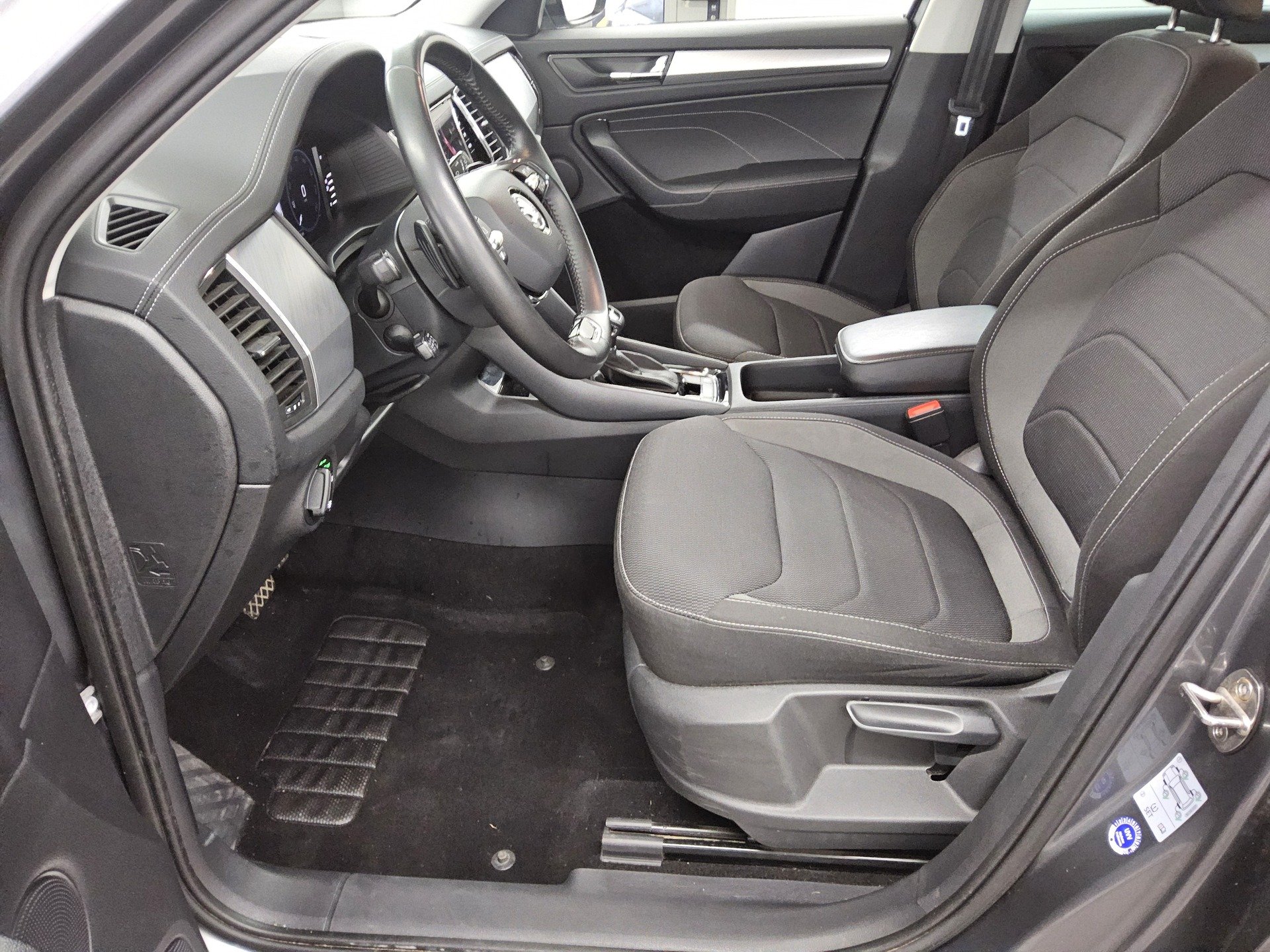 Skoda Kodiaq 2.0 TDI Ambition Nav vc LED AHK ACC StHzg 9